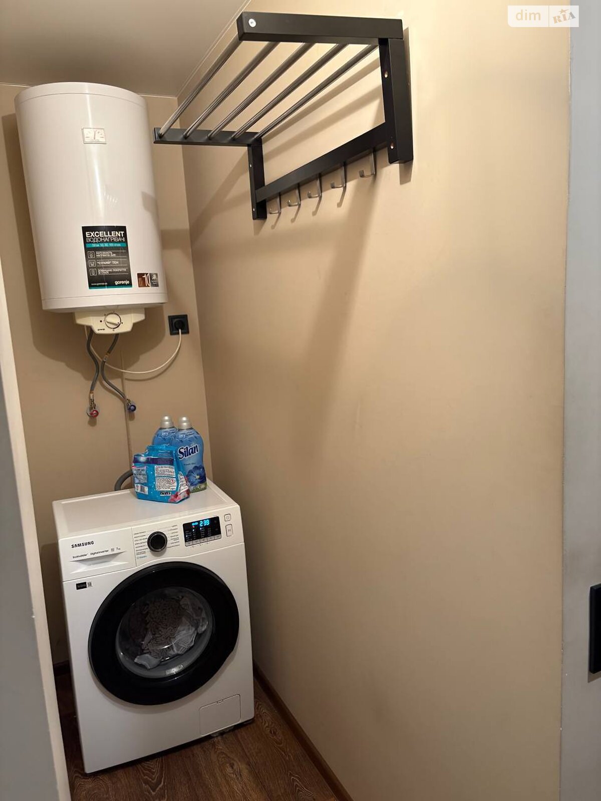 Продажа трехкомнатной квартиры в Днепре, на просп. Хмельницкого Богдана 4В, район Проспект Поля фото 1