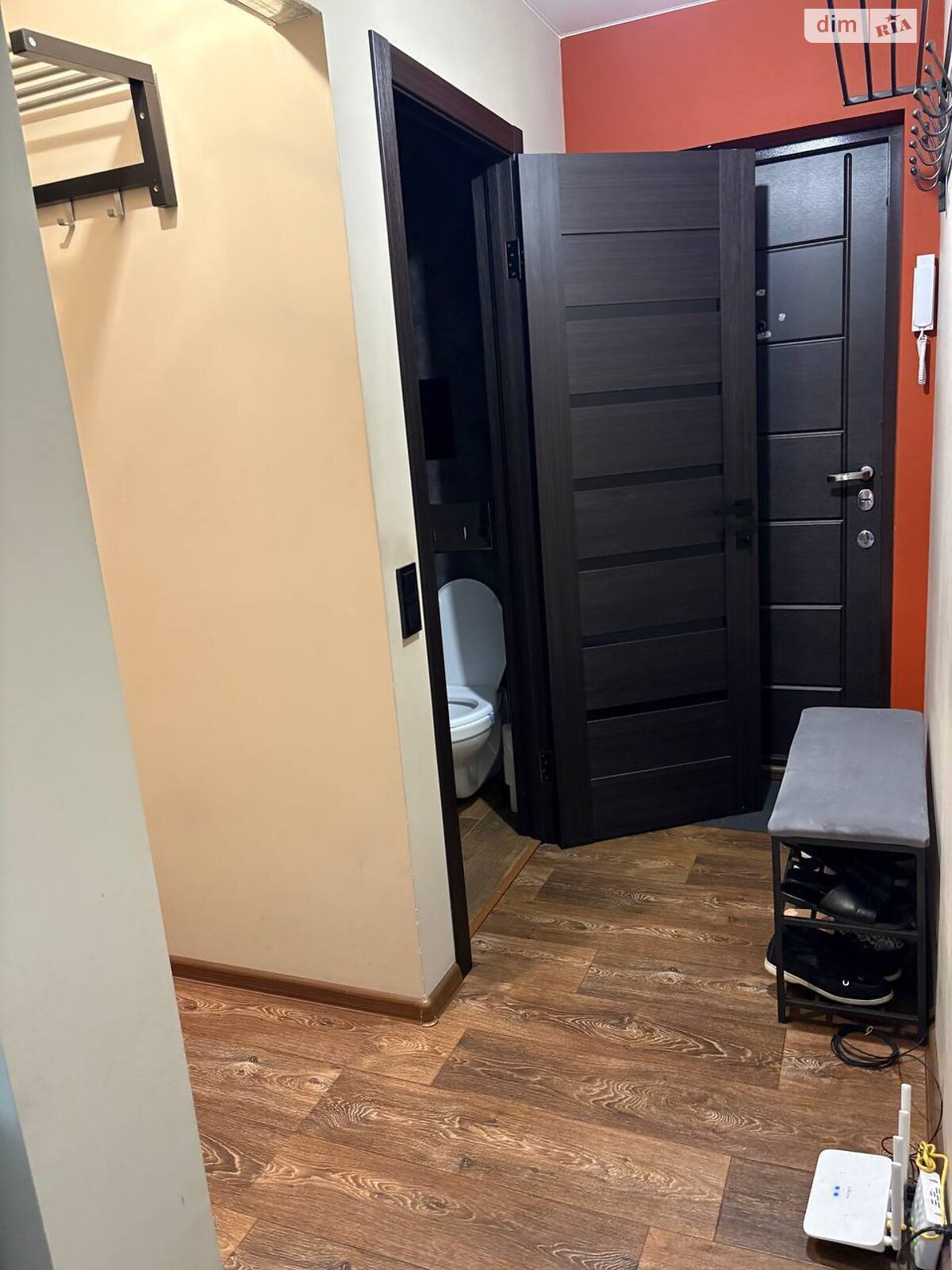 Продажа трехкомнатной квартиры в Днепре, на просп. Хмельницкого Богдана 4В, район Проспект Поля фото 1