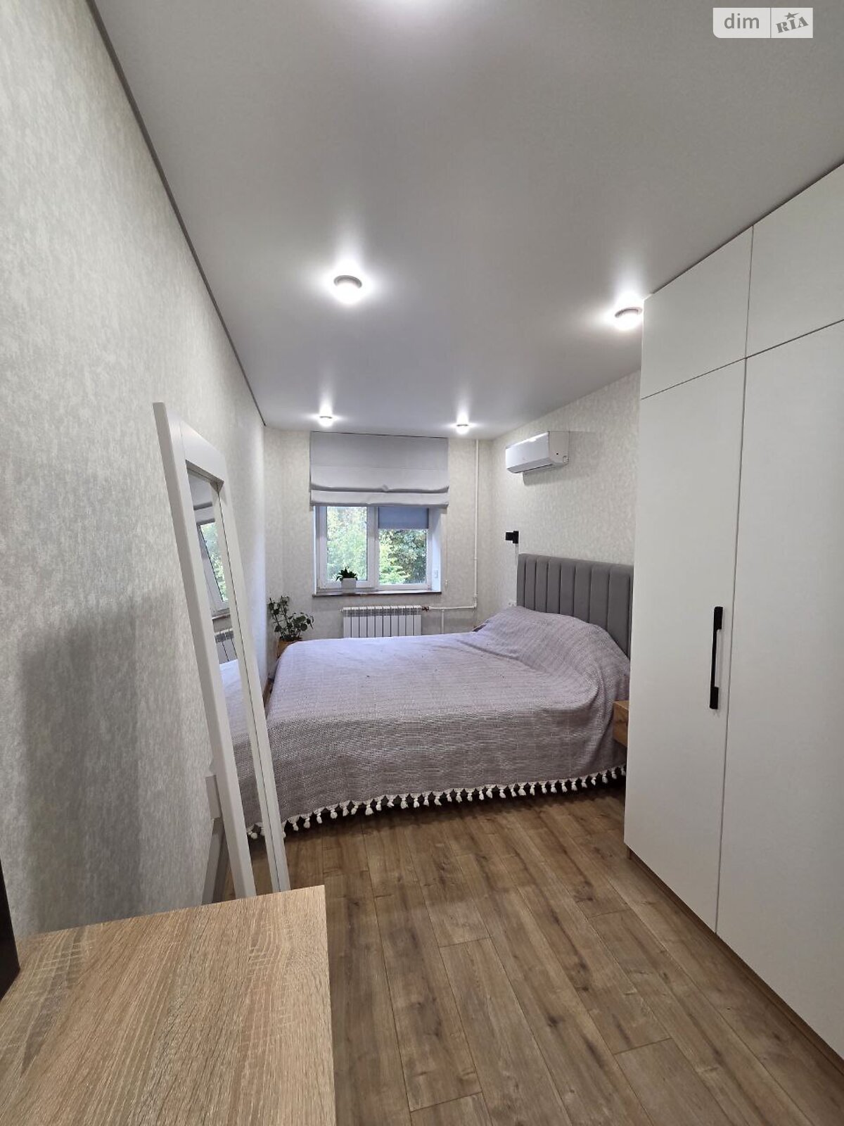 Продажа трехкомнатной квартиры в Днепре, на ул. Александра Щербакова, район Проспект Поля фото 1