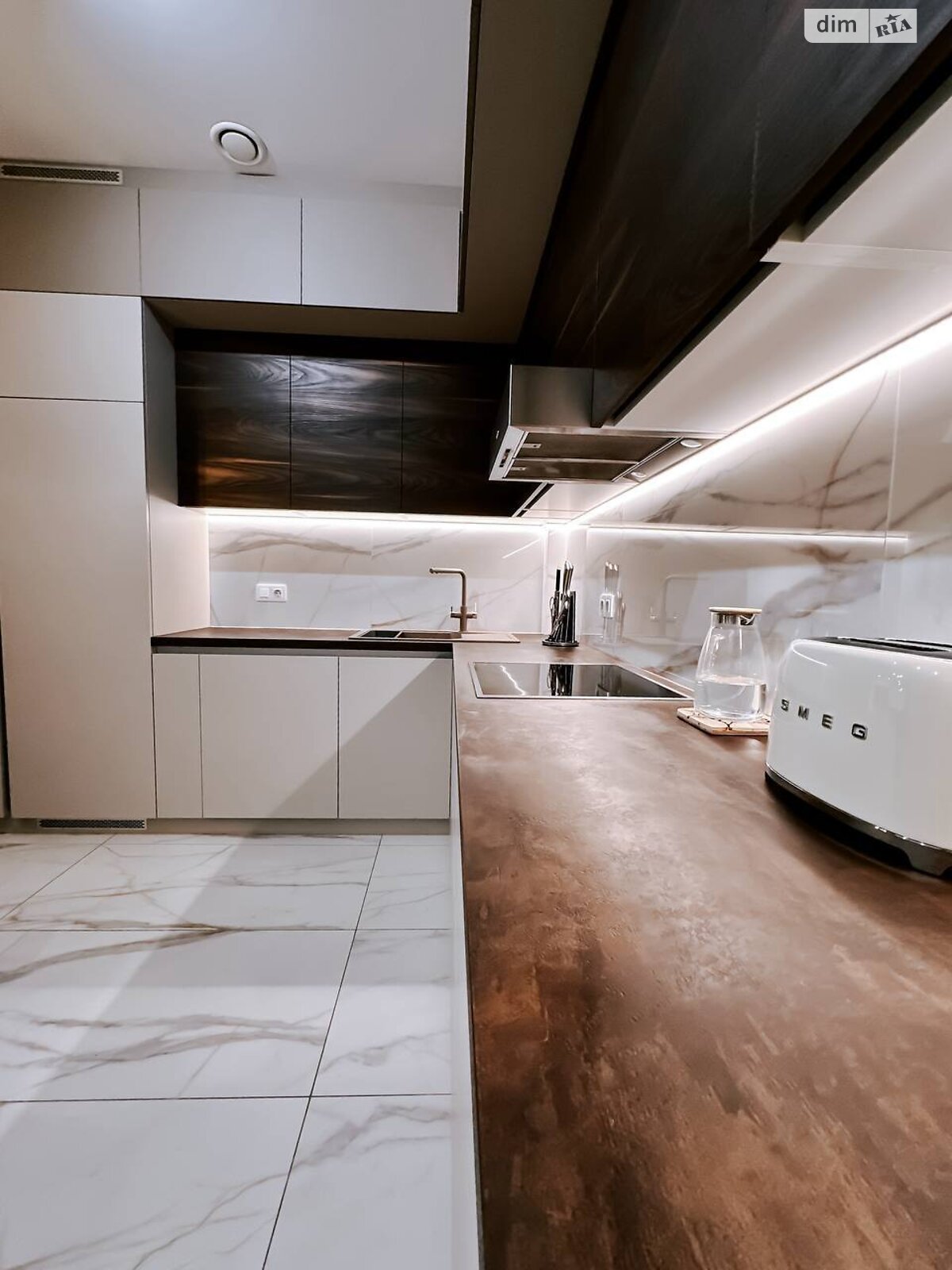 Продажа трехкомнатной квартиры в Днепре, на просп. Поля Александра 16, район Проспект Поля фото 1 Продажа трехкомнатной квартиры в Днепре, на просп. Поля Александра 16, район Проспект Поля фото 1