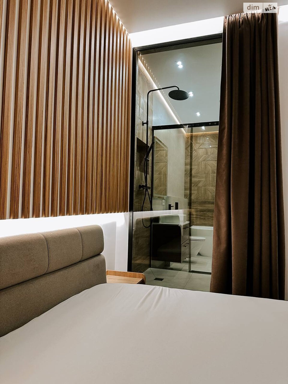 Продажа трехкомнатной квартиры в Днепре, на просп. Поля Александра 16, район Проспект Поля фото 1 Продажа трехкомнатной квартиры в Днепре, на просп. Поля Александра 16, район Проспект Поля фото 1