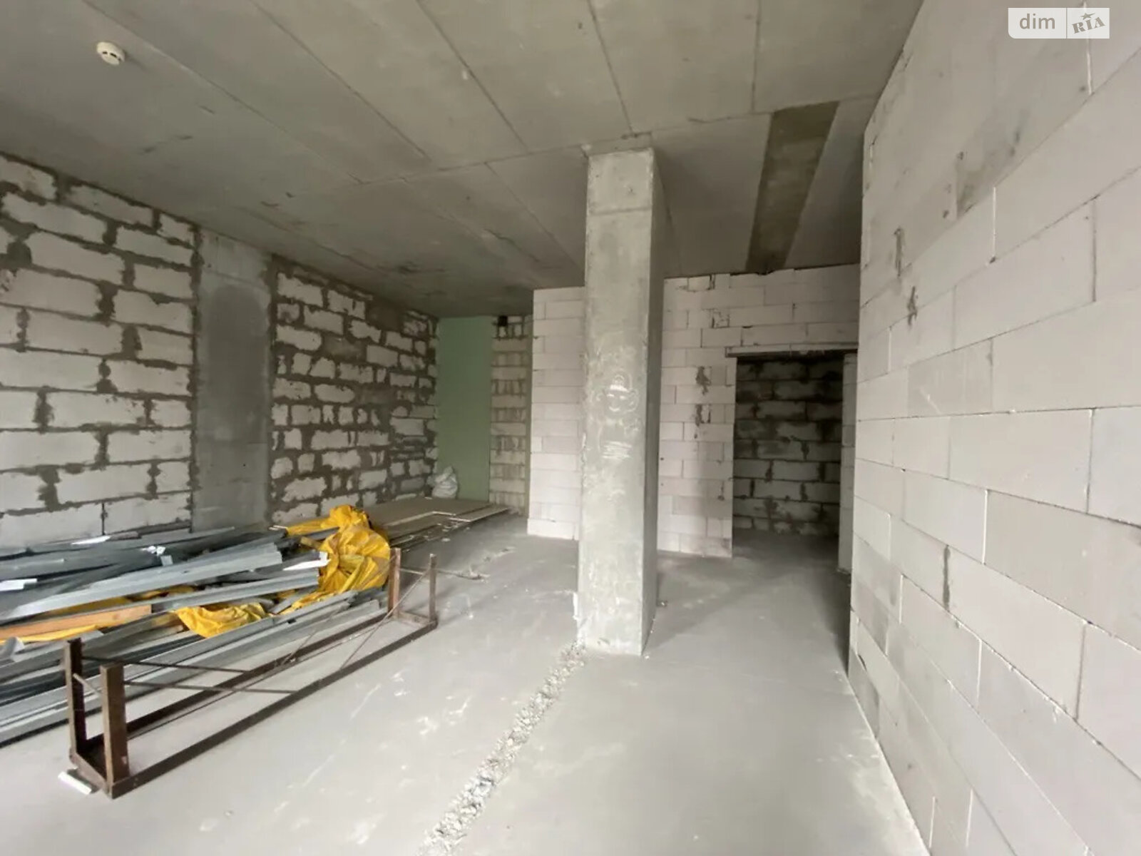 Продажа трехкомнатной квартиры в Днепре, на просп. Поля Александра 16, район Проспект Поля фото 1