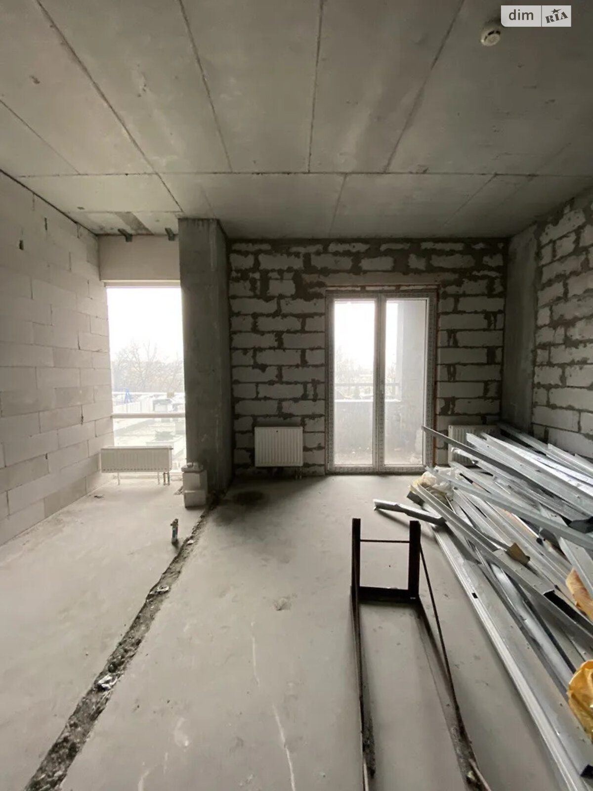 Продажа трехкомнатной квартиры в Днепре, на просп. Поля Александра 16, район Проспект Поля фото 1