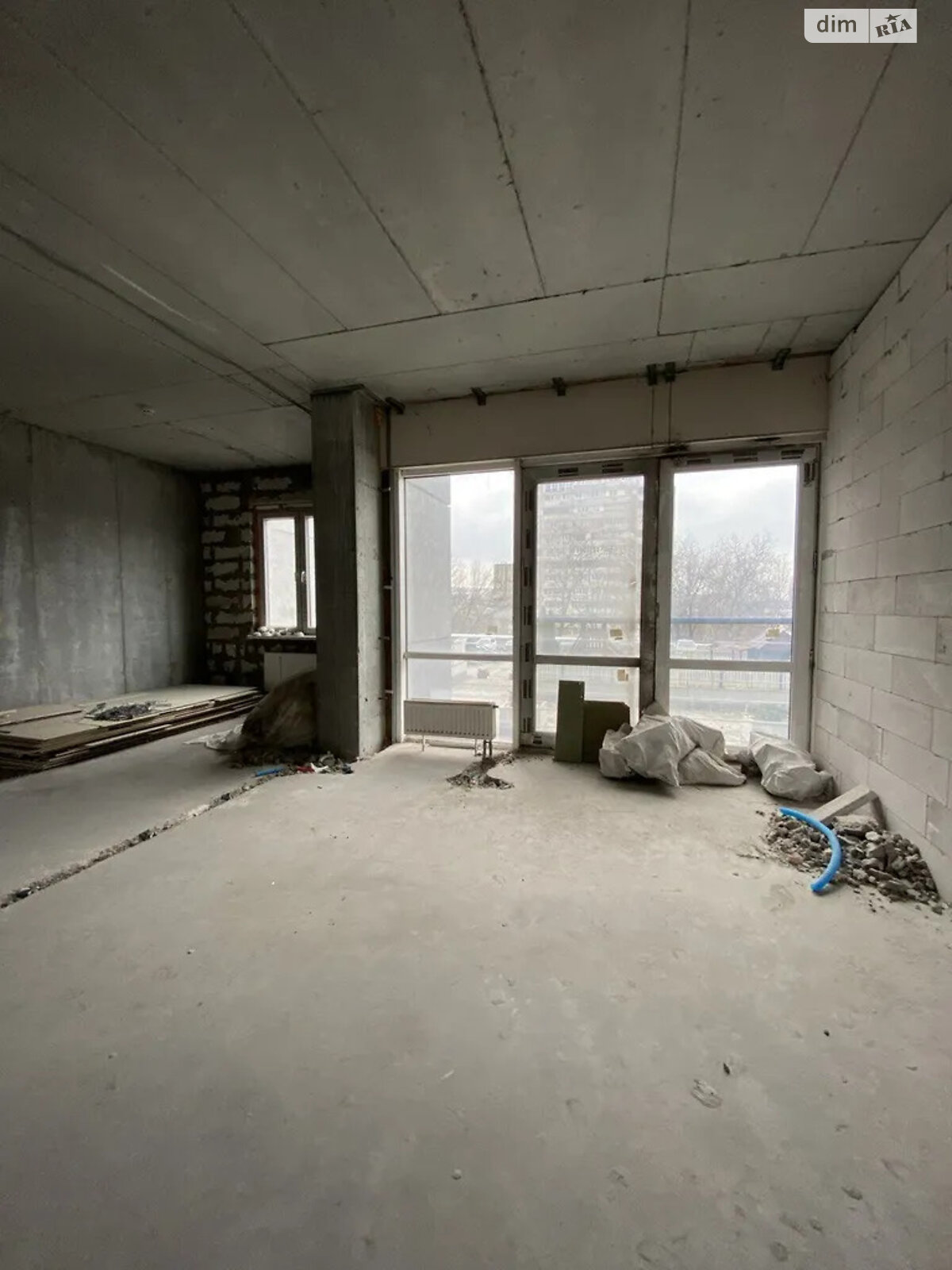 Продажа трехкомнатной квартиры в Днепре, на просп. Поля Александра 16, район Проспект Поля фото 1