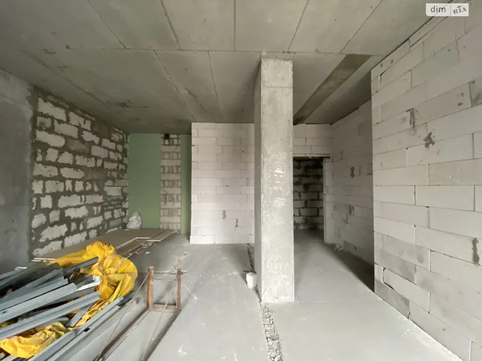 Продажа трехкомнатной квартиры в Днепре, на просп. Поля Александра 16, район Проспект Поля фото 1