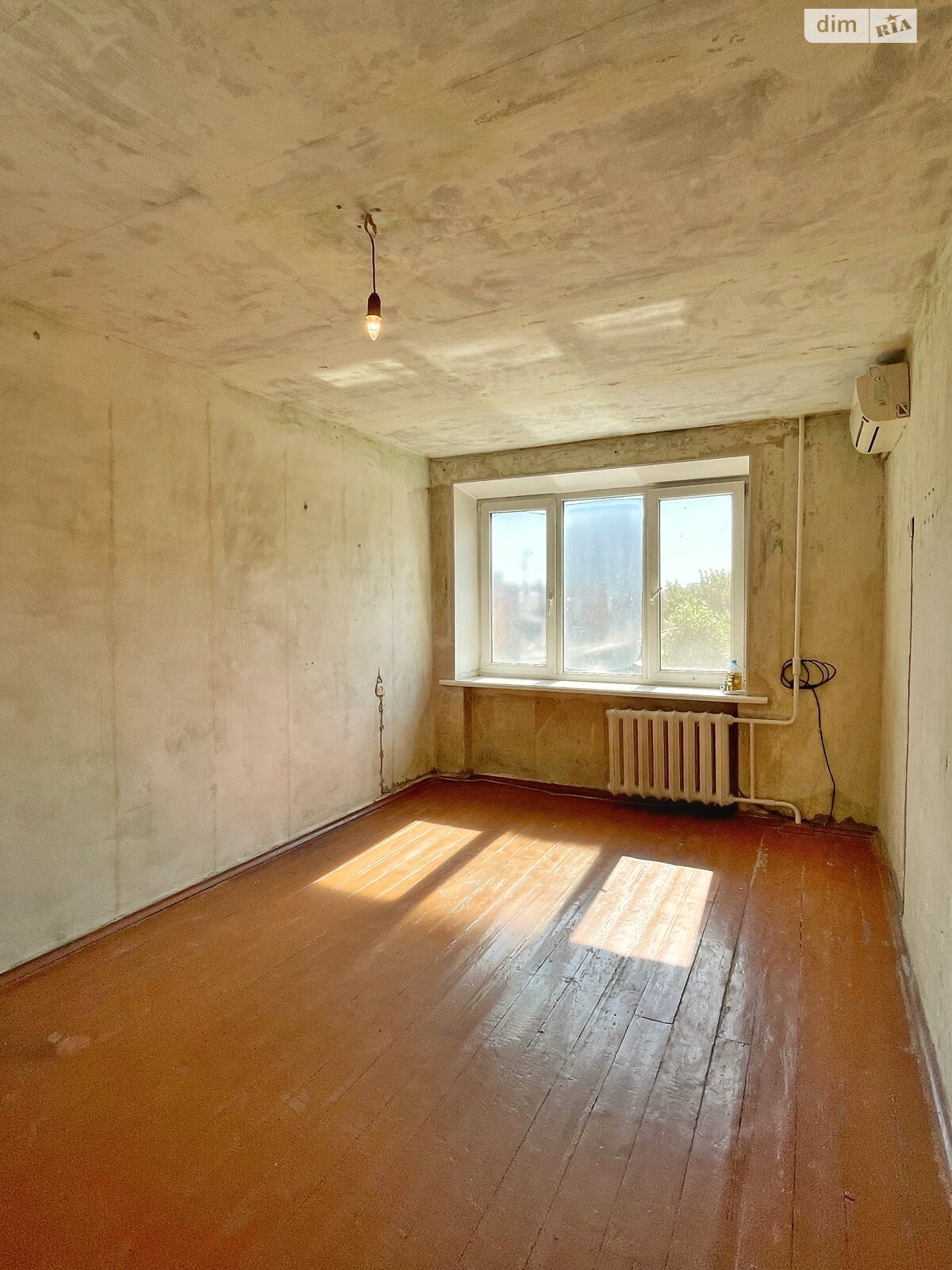 Продажа трехкомнатной квартиры в Днепре, на просп. Поля Александра 17, район Центральный фото 1