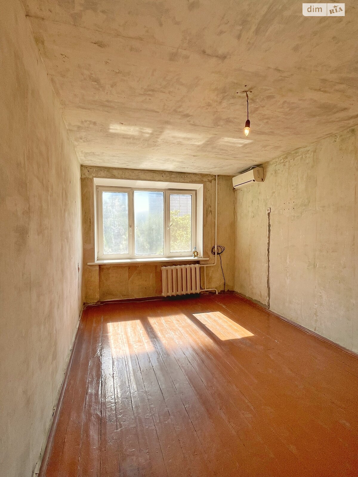 Продажа трехкомнатной квартиры в Днепре, на просп. Поля Александра 17, район Центральный фото 1