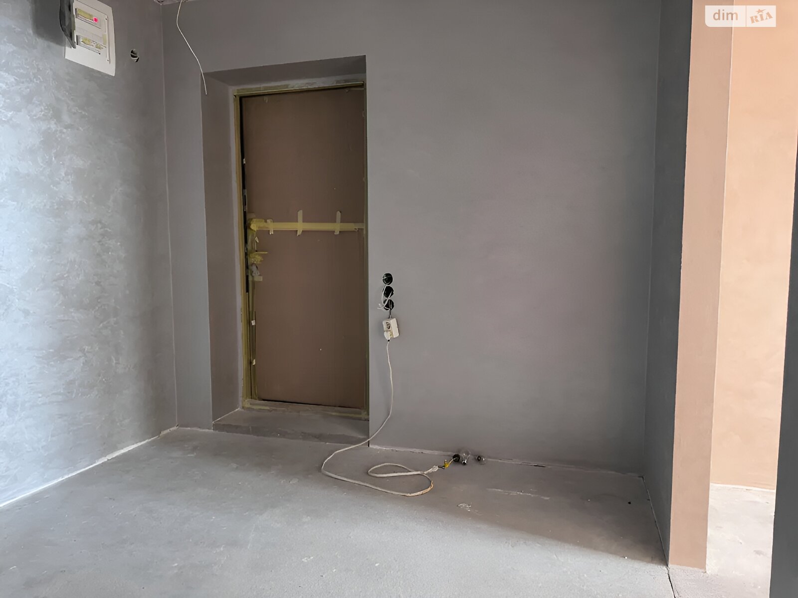 Продаж трикімнатної квартири в Дніпрі, на вул. Робітнича, район Проспект Поля фото 1 Продаж трикімнатної квартири в Дніпрі, на вул. Робітнича, район Проспект Поля фото 1
