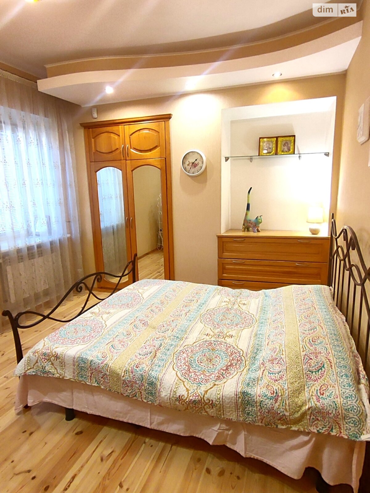 Продажа трехкомнатной квартиры в Днепре, на ул. Святослава Храброго, район Проспект Поля фото 1