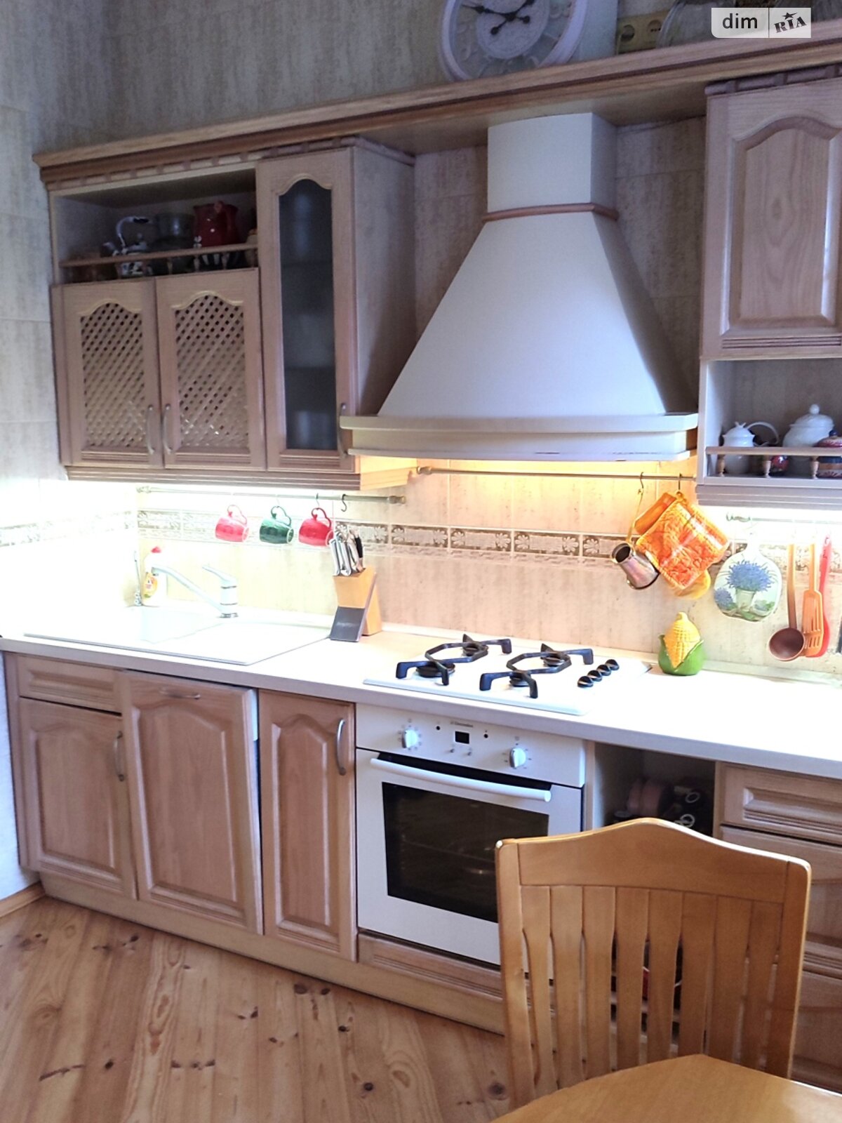 Продажа трехкомнатной квартиры в Днепре, на ул. Святослава Храброго, район Проспект Поля фото 1