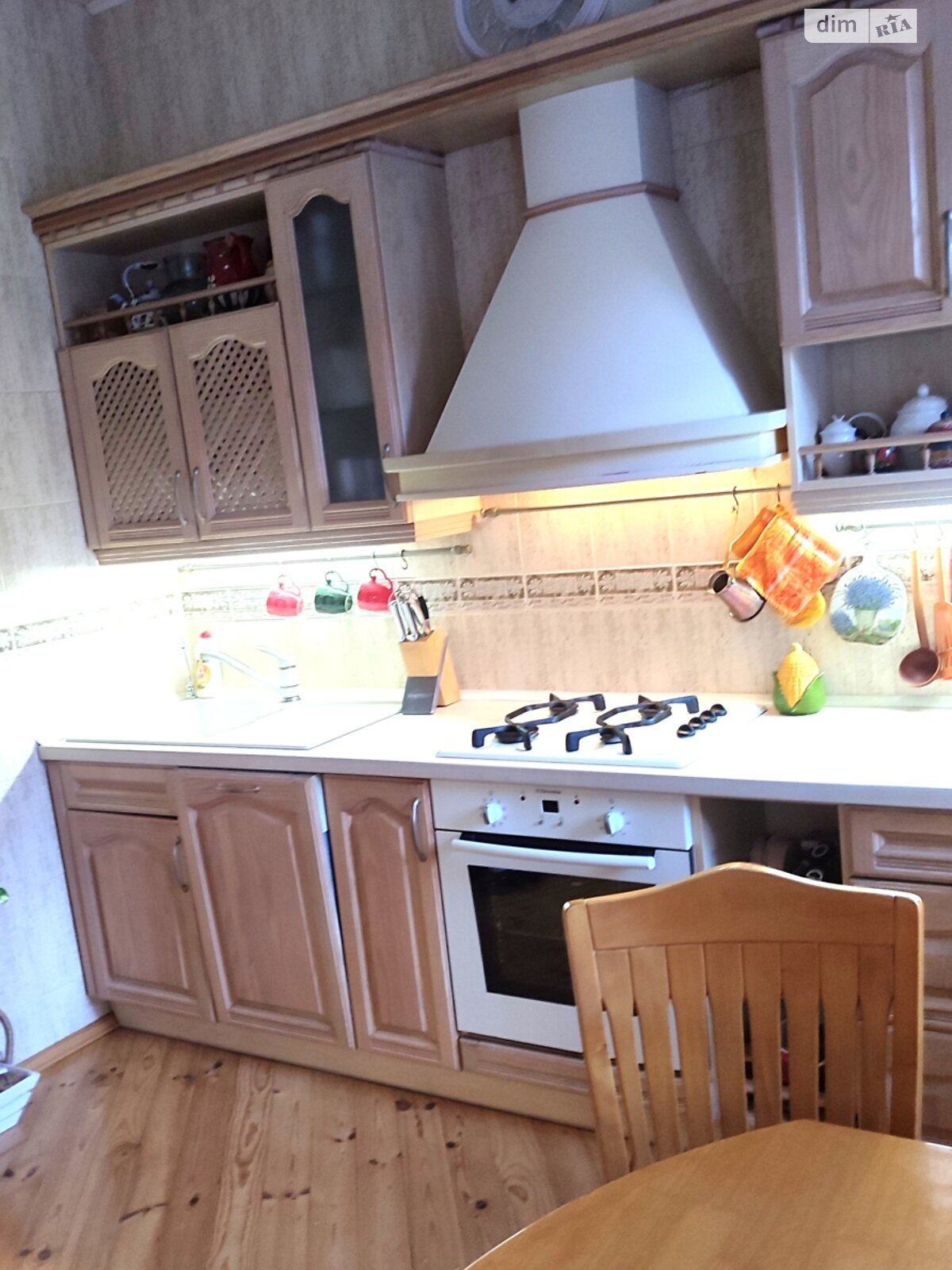 Продажа трехкомнатной квартиры в Днепре, на ул. Святослава Храброго, район Проспект Поля фото 1