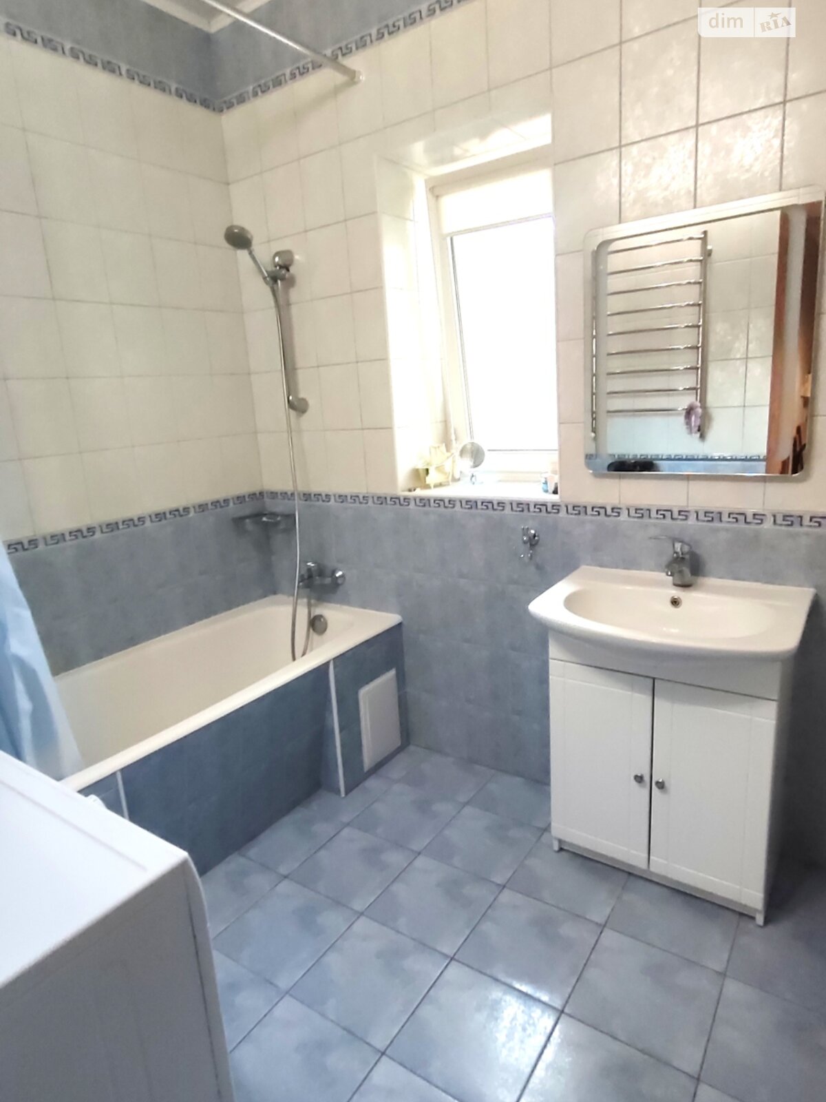 Продажа трехкомнатной квартиры в Днепре, на ул. Святослава Храброго, район Проспект Поля фото 1