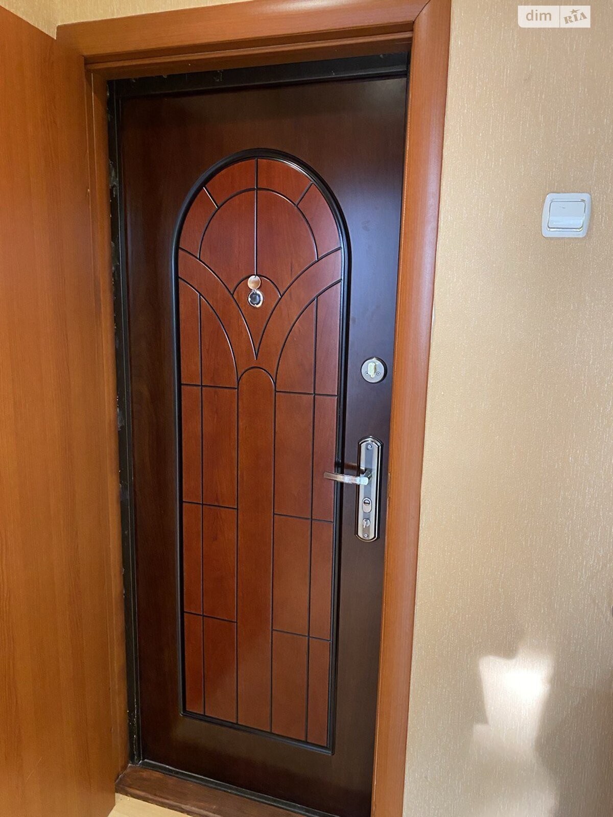 Продажа однокомнатной квартиры в Днепре, на просп. Хмельницкого Богдана 8Е, район Проспект Поля фото 1 Продажа однокомнатной квартиры в Днепре, на просп. Хмельницкого Богдана 8Е, район Проспект Поля фото 1