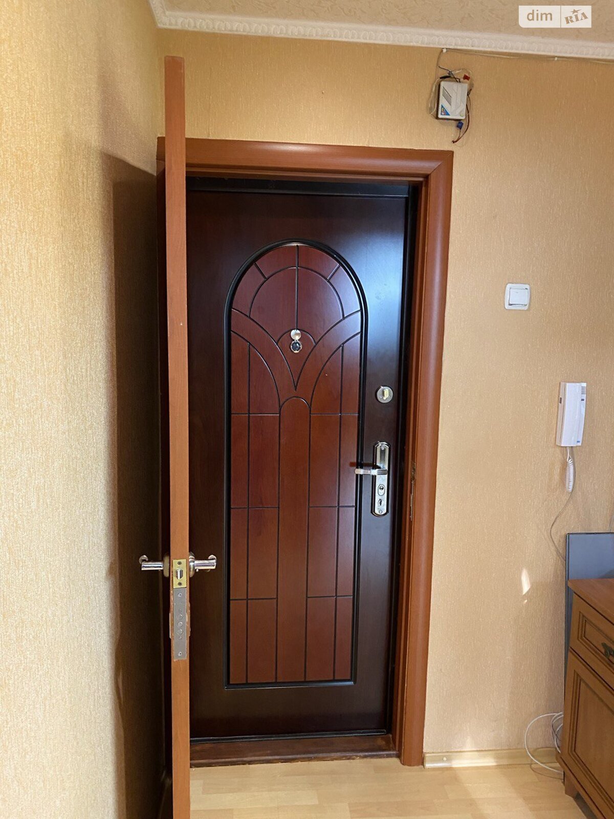 Продажа однокомнатной квартиры в Днепре, на просп. Хмельницкого Богдана 8Е, район Проспект Поля фото 1 Продажа однокомнатной квартиры в Днепре, на просп. Хмельницкого Богдана 8Е, район Проспект Поля фото 1
