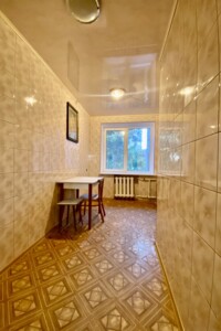 Продажа трехкомнатной квартиры в Днепре, на просп. Поля Александра, район Проспект Поля фото 2