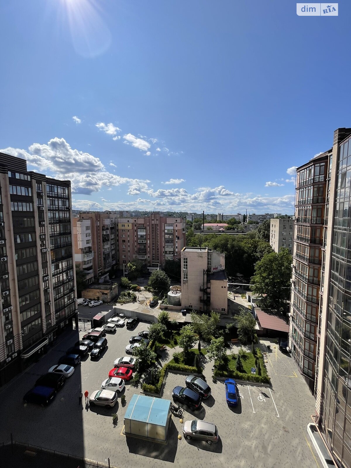 Продаж трикімнатної квартири в Дніпрі, на вул. Антоновича Володимира 36Б, район undefined фото 1 Продаж трикімнатної квартири в Дніпрі, на вул. Антоновича Володимира 36Б, район undefined фото 1