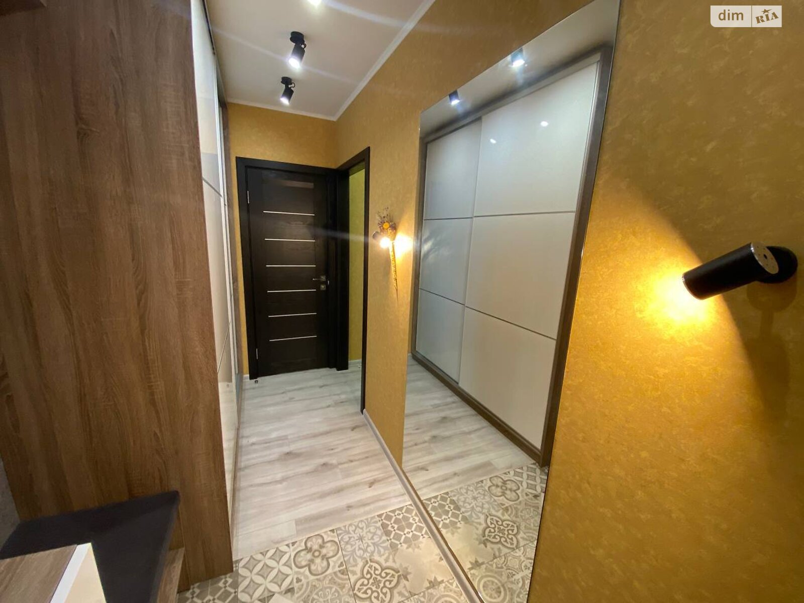 Продажа однокомнатной квартиры в Днепре, на ул. Антоновича Владимира 36Д, район undefined фото 1 Продажа однокомнатной квартиры в Днепре, на ул. Антоновича Владимира 36Д, район undefined фото 1