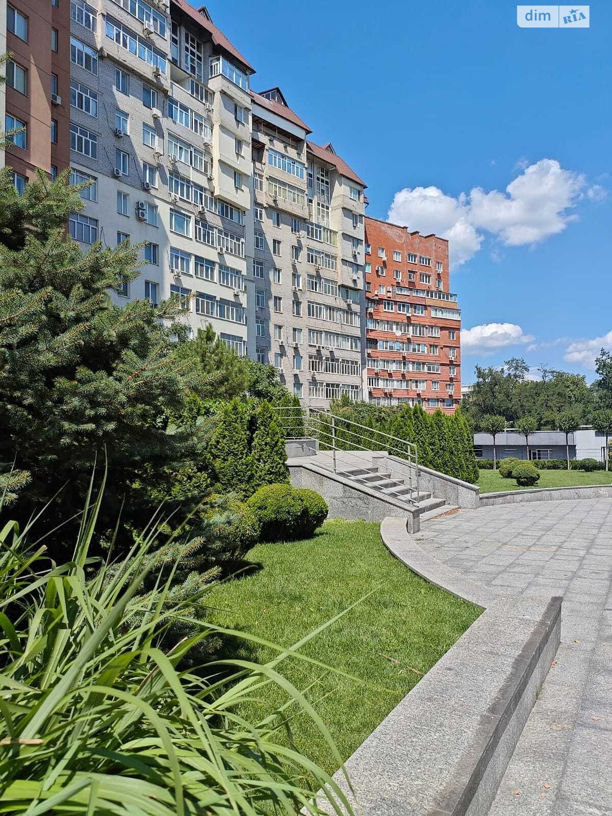 Продажа однокомнатной квартиры в Днепре, на ул. Антоновича Владимира 4, район Центральный фото 1