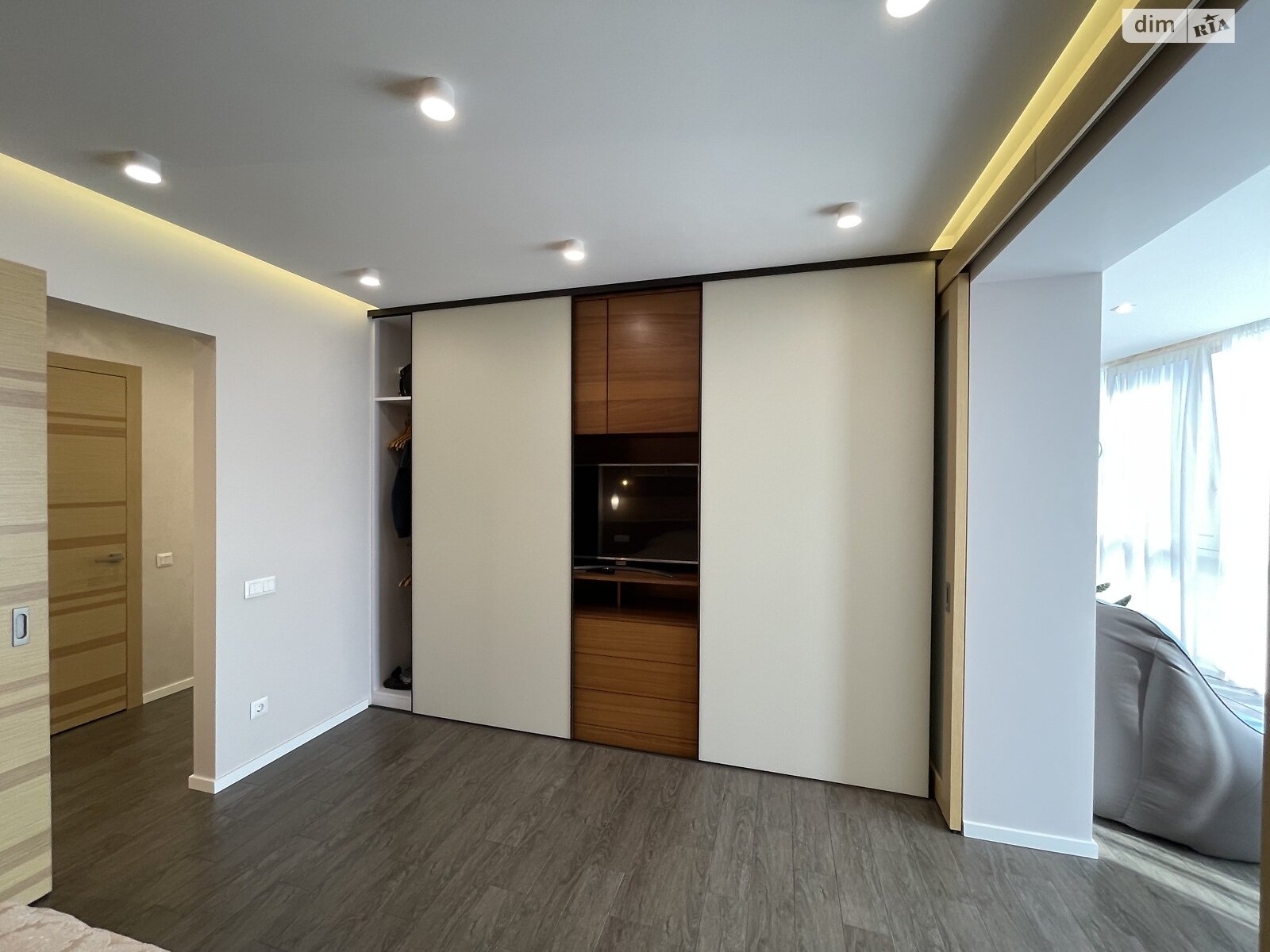 Продажа двухкомнатной квартиры в Днепре, на ул. Антоновича Владимира 36Д, район undefined фото 1