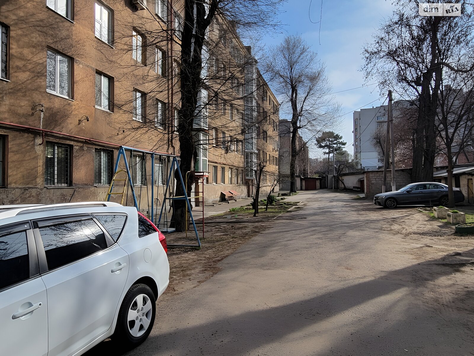 Продажа трехкомнатной квартиры в Днепре, на просп. Леси Украинки 31Б, район undefined фото 1 Продажа трехкомнатной квартиры в Днепре, на просп. Леси Украинки 31Б, район undefined фото 1