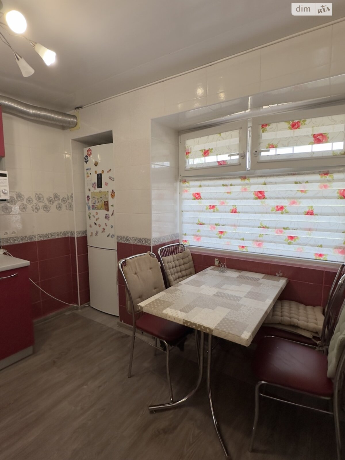 Продажа трехкомнатной квартиры в Днепре, на просп. Леси Украинки 15, фото 1