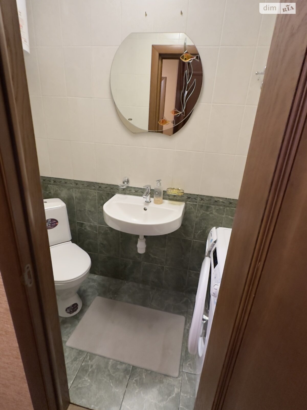 Продажа трехкомнатной квартиры в Днепре, на просп. Леси Украинки 15, фото 1