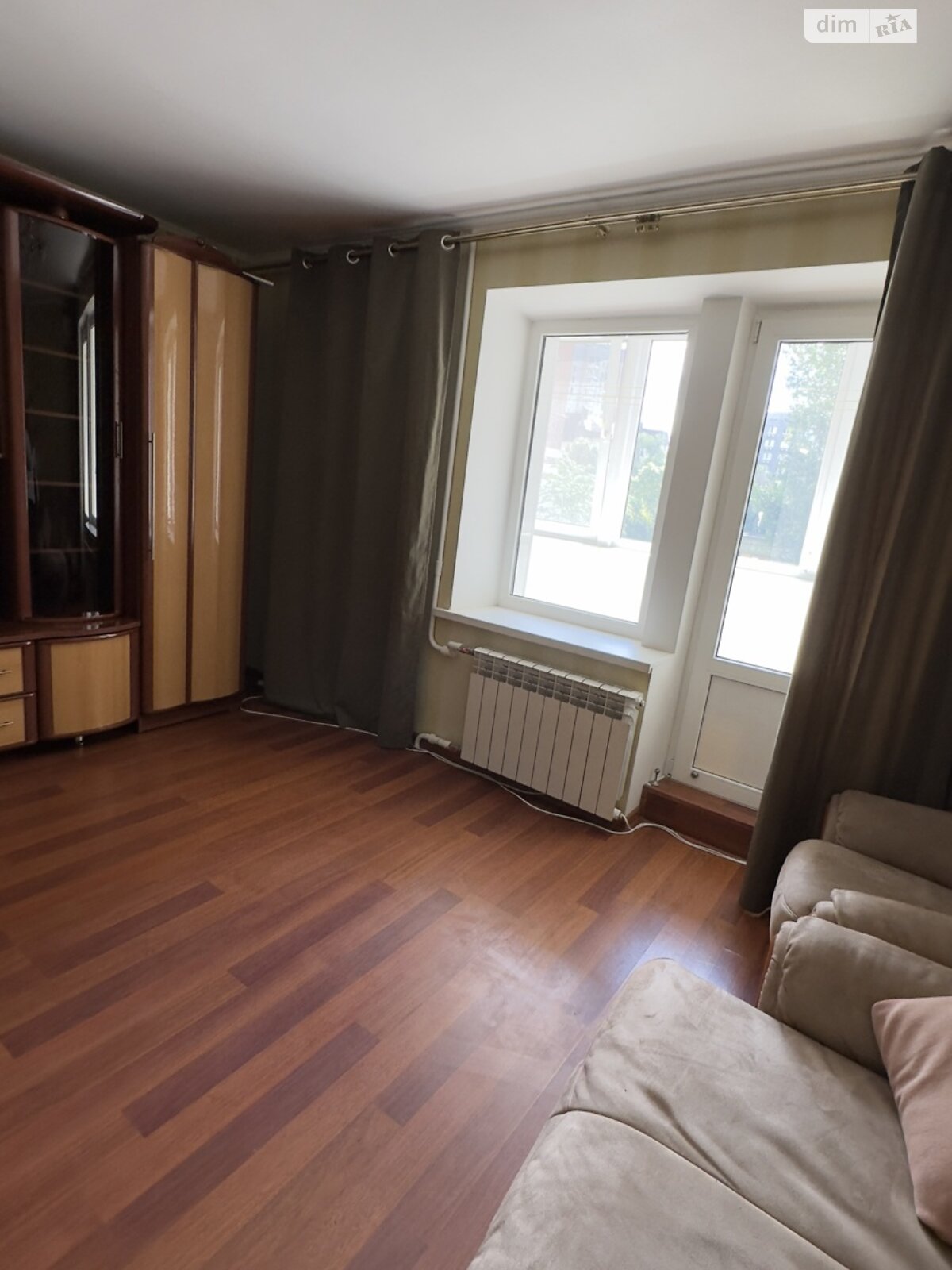 Продажа трехкомнатной квартиры в Днепре, на просп. Леси Украинки 15, фото 1