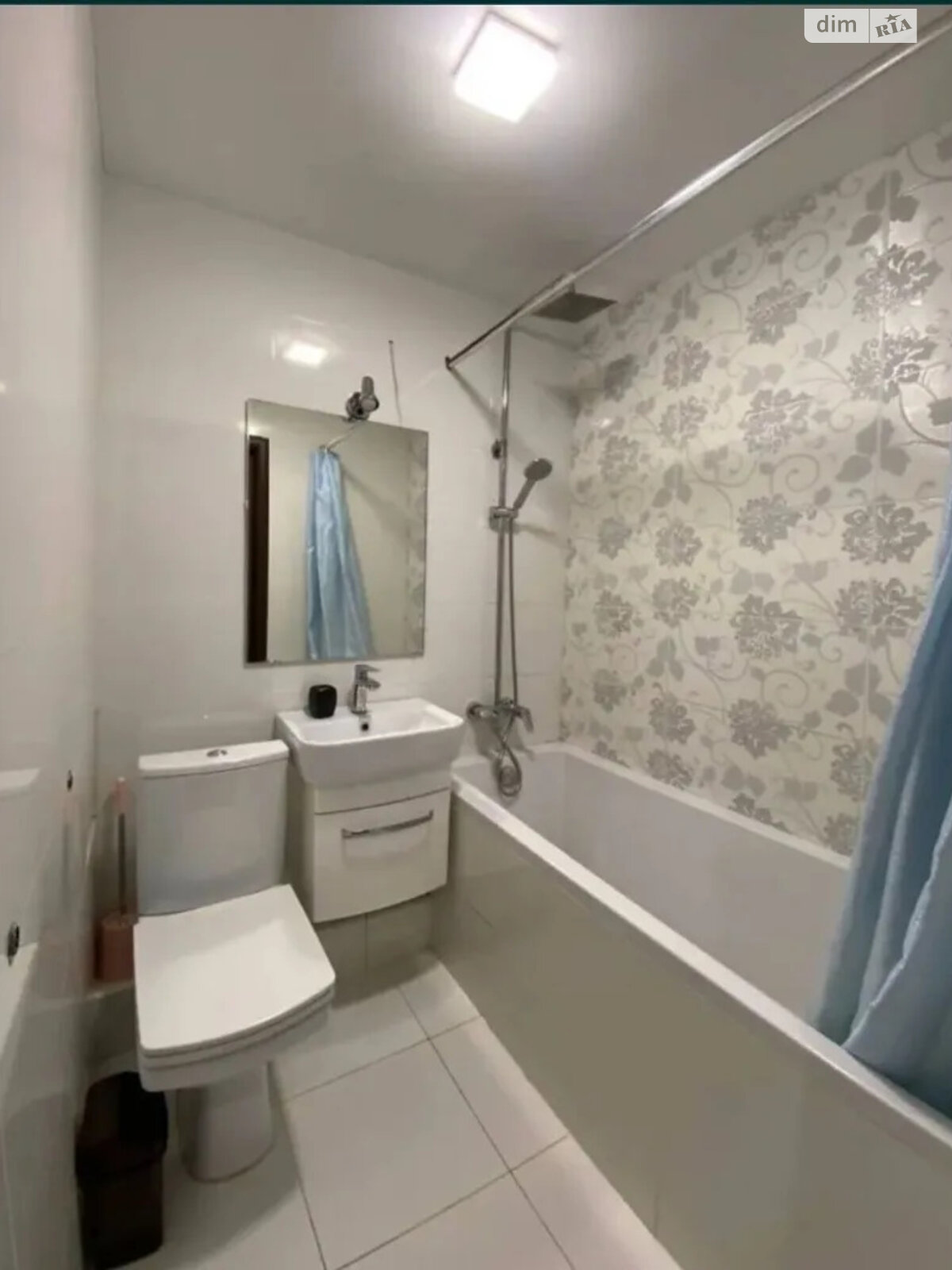 Продажа трехкомнатной квартиры в Днепре, на просп. Поля Александра 1/9, район undefined фото 1 Продажа трехкомнатной квартиры в Днепре, на просп. Поля Александра 1/9, район undefined фото 1