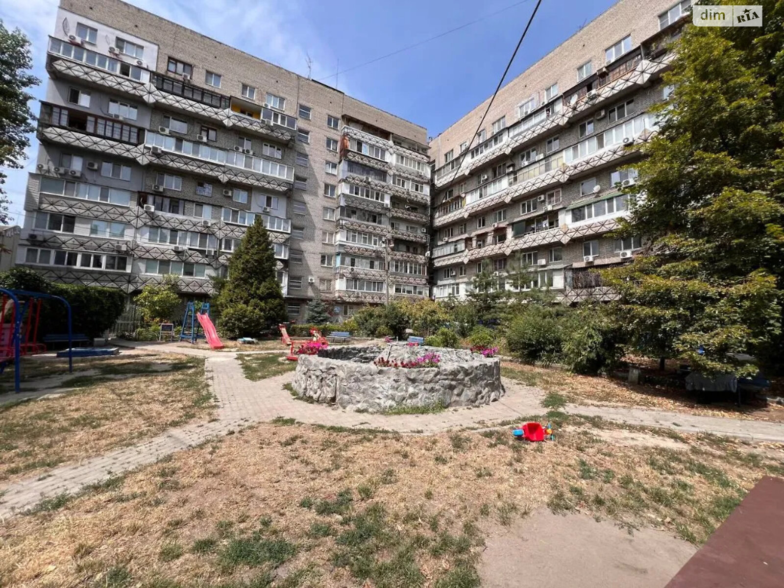 Продажа трехкомнатной квартиры в Днепре, на просп. Поля Александра 1/9, район undefined фото 1 Продажа трехкомнатной квартиры в Днепре, на просп. Поля Александра 1/9, район undefined фото 1