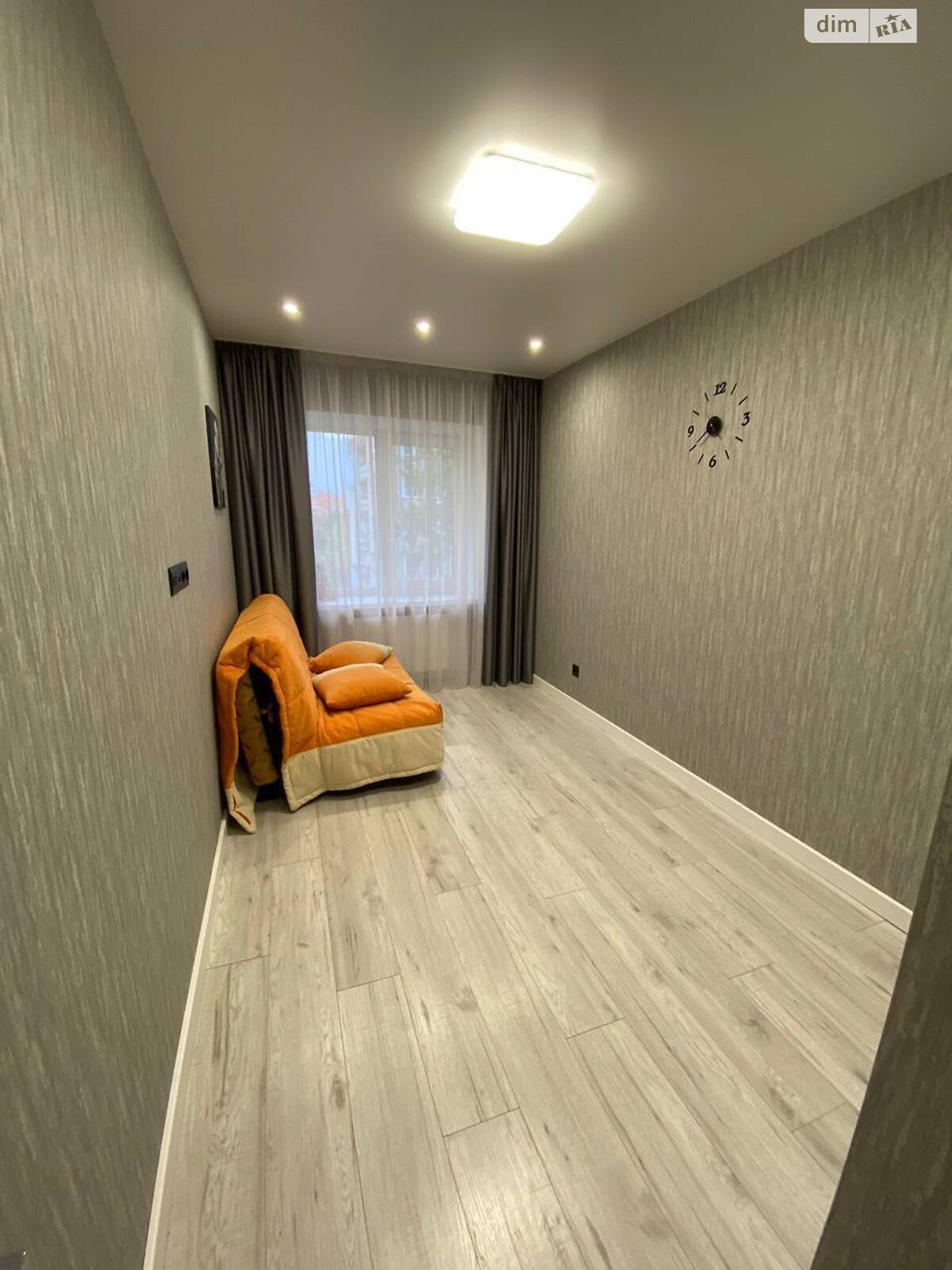 Продажа трехкомнатной квартиры в Днепре, на просп. Поля Александра 1/9, фото 1 Продажа трехкомнатной квартиры в Днепре, на просп. Поля Александра 1/9, фото 1