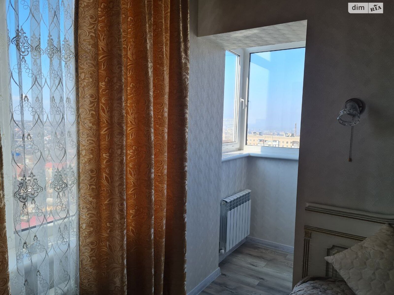 Продажа трехкомнатной квартиры в Днепре, на ул. Рабочая 166Д, район Чечеловский фото 1 Продажа трехкомнатной квартиры в Днепре, на ул. Рабочая 166Д, район Чечеловский фото 1
