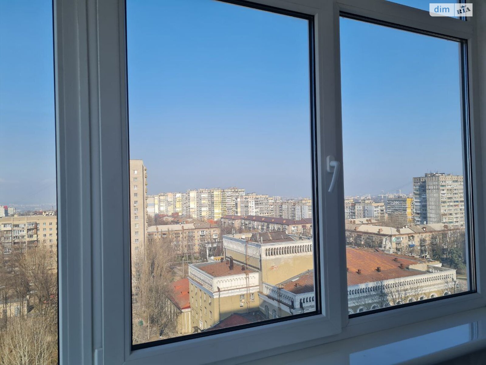 Продажа трехкомнатной квартиры в Днепре, на ул. Рабочая 166Д, район Чечеловский фото 1 Продажа трехкомнатной квартиры в Днепре, на ул. Рабочая 166Д, район Чечеловский фото 1