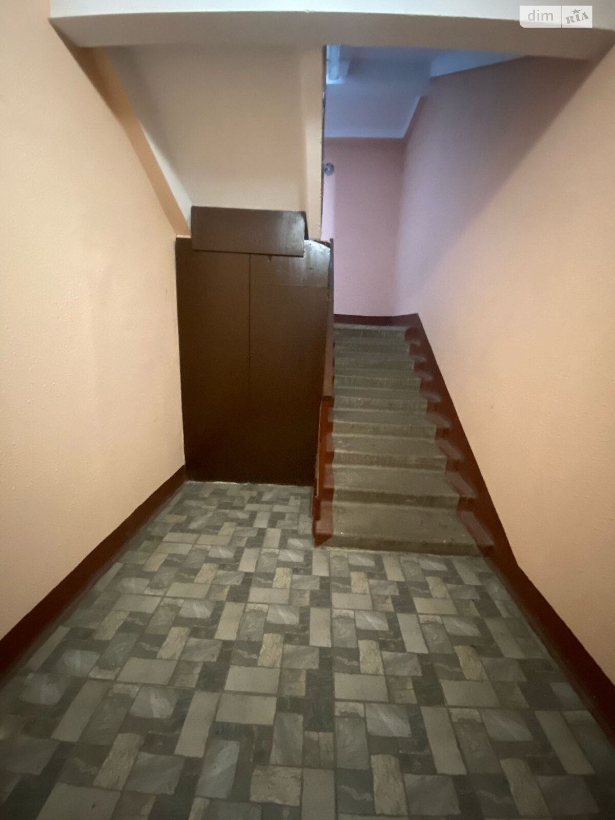 Продажа однокомнатной квартиры в Днепре, на ул. Братьев Горобцов, район Рабочая фото 1 Продажа однокомнатной квартиры в Днепре, на ул. Братьев Горобцов, район Рабочая фото 1