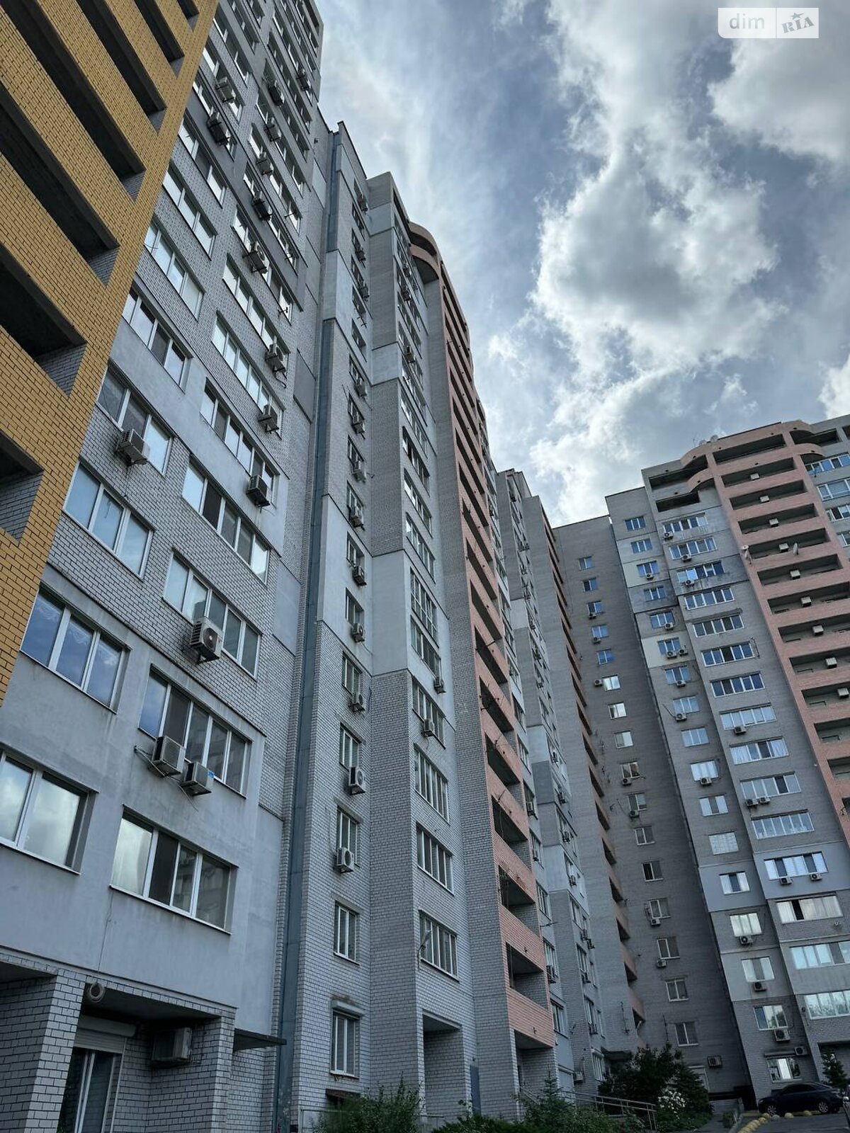 Продаж двокімнатної квартири в Дніпрі, на вул. Дмитра Кедріна 53А, район Робоча фото 1