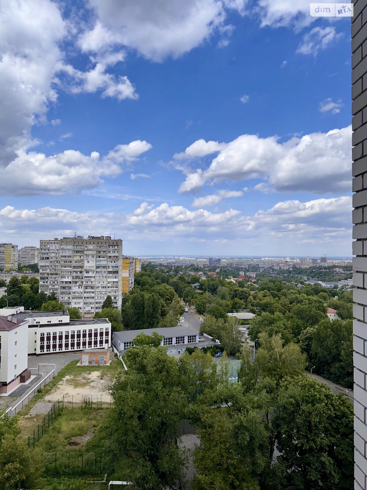 Продаж трикімнатної квартири в Дніпрі, на вул. Дмитра Кедріна, район Робоча фото 1 Продаж трикімнатної квартири в Дніпрі, на вул. Дмитра Кедріна, район Робоча фото 1
