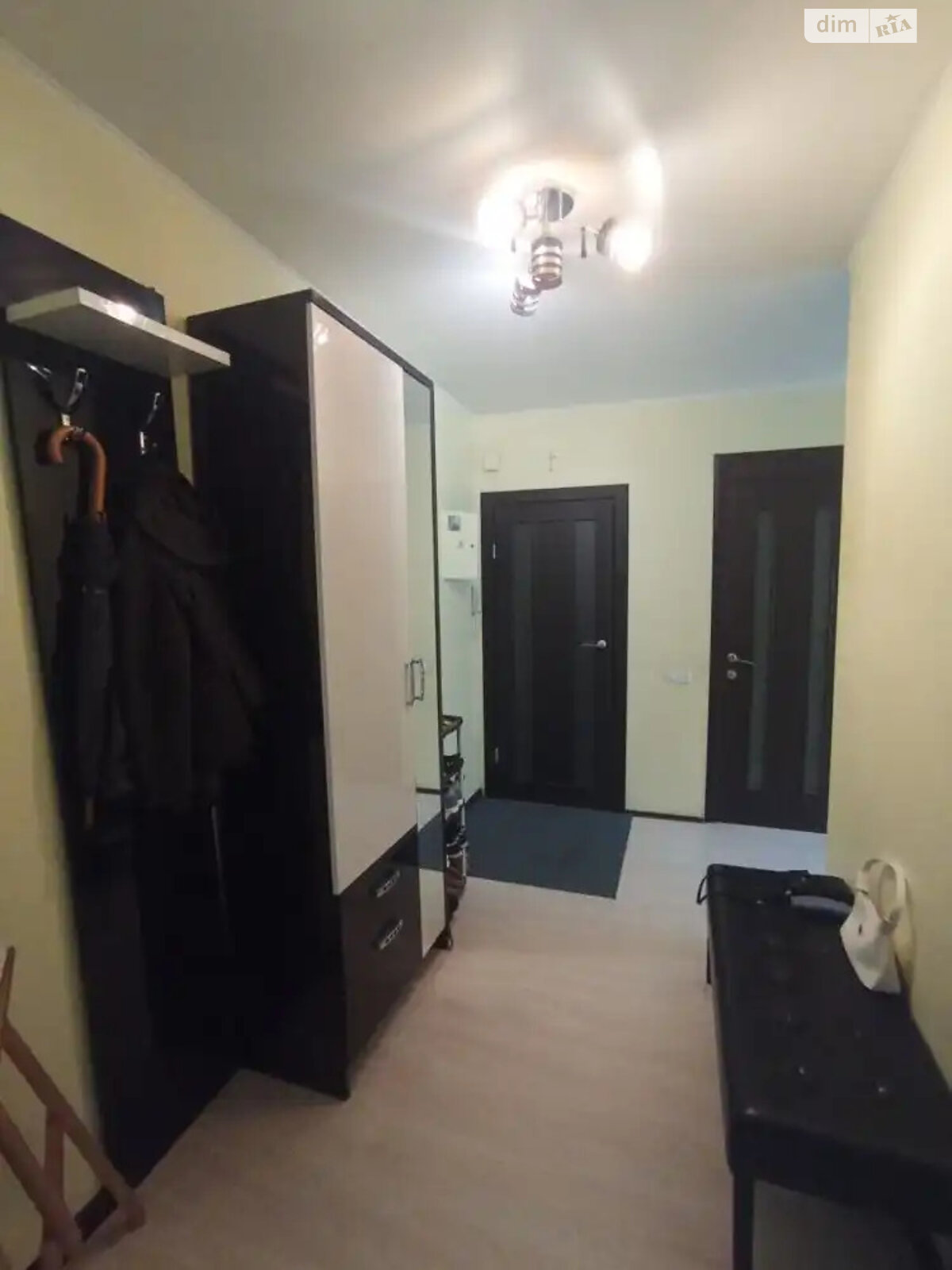 Продажа двухкомнатной квартиры в Днепре, на ул. Кленовая 1, район Рабочая фото 1