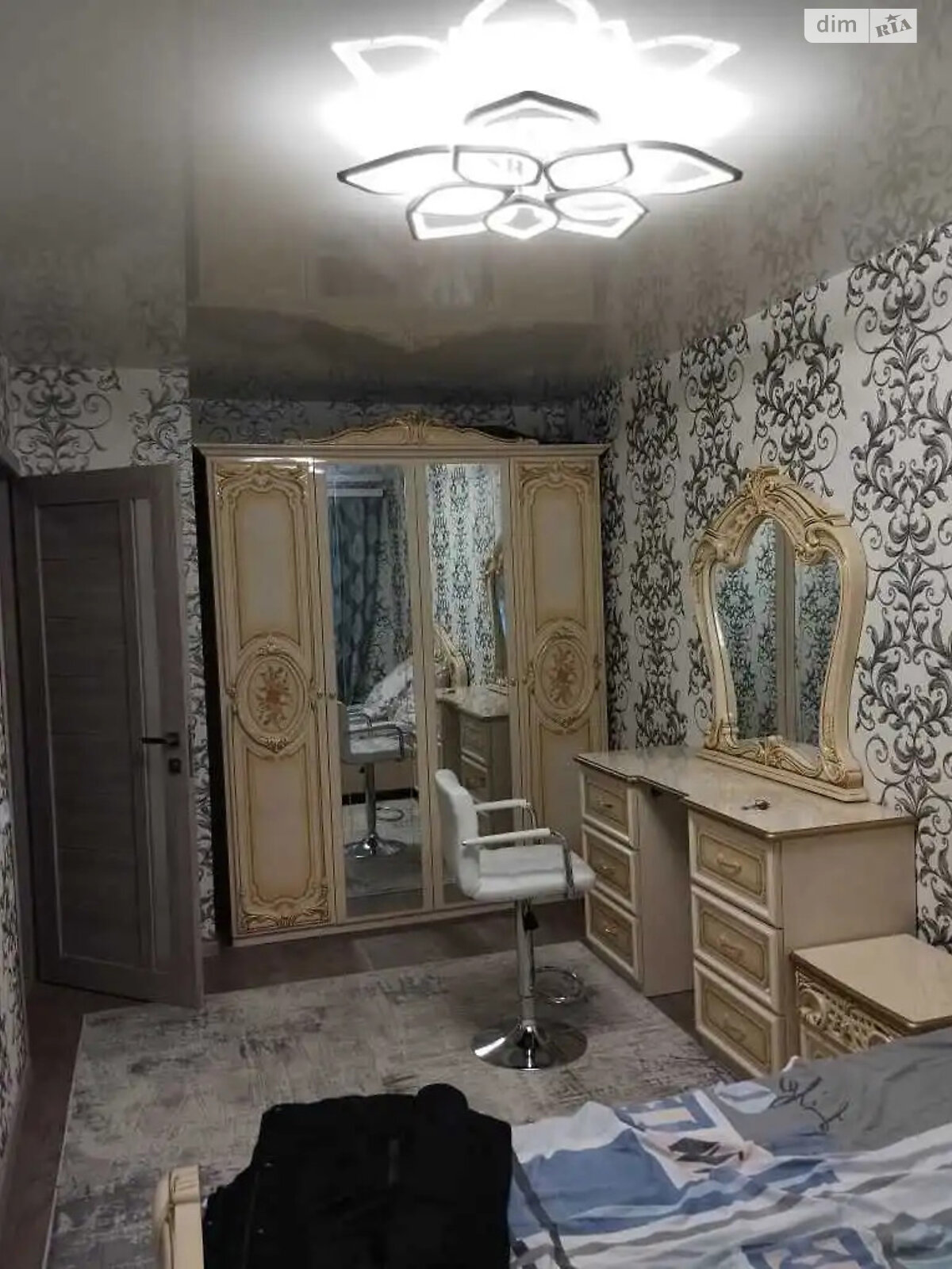 Продаж двокімнатної квартири в Дніпрі, на вул. Криворізька 16А, район Робоча фото 1 Продаж двокімнатної квартири в Дніпрі, на вул. Криворізька 16А, район Робоча фото 1