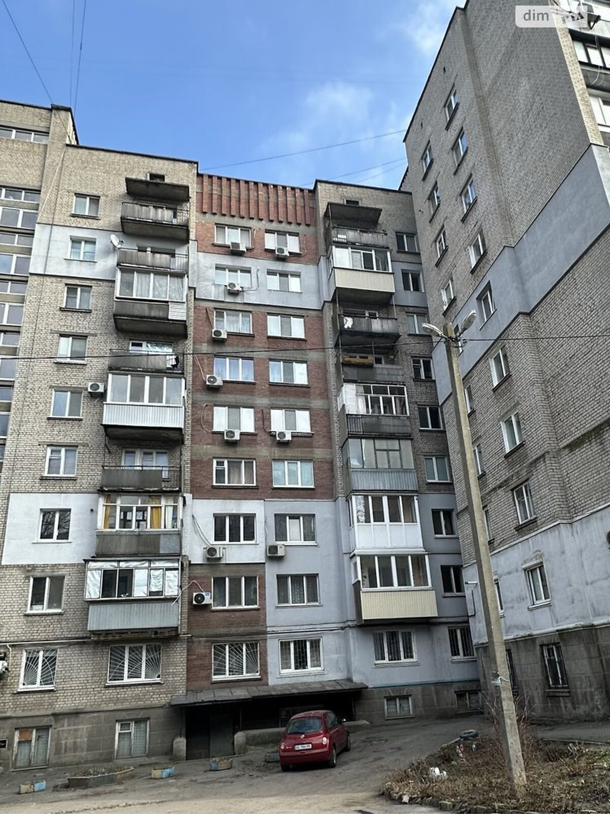 Продаж трикімнатної квартири в Дніпрі, на вул. Макарова 1Б, район Робоча фото 1