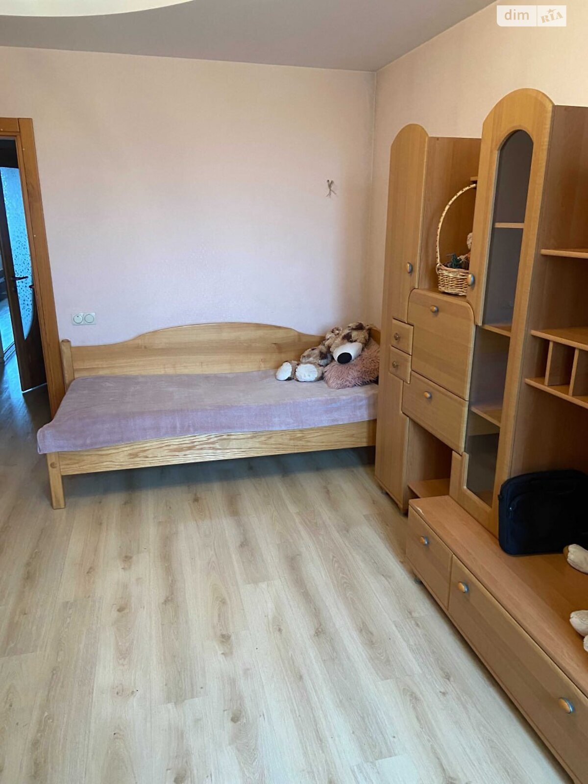 Продажа трехкомнатной квартиры в Днепре, на ул. Рабочая 18, район Рабочая фото 1 Продажа трехкомнатной квартиры в Днепре, на ул. Рабочая 18, район Рабочая фото 1