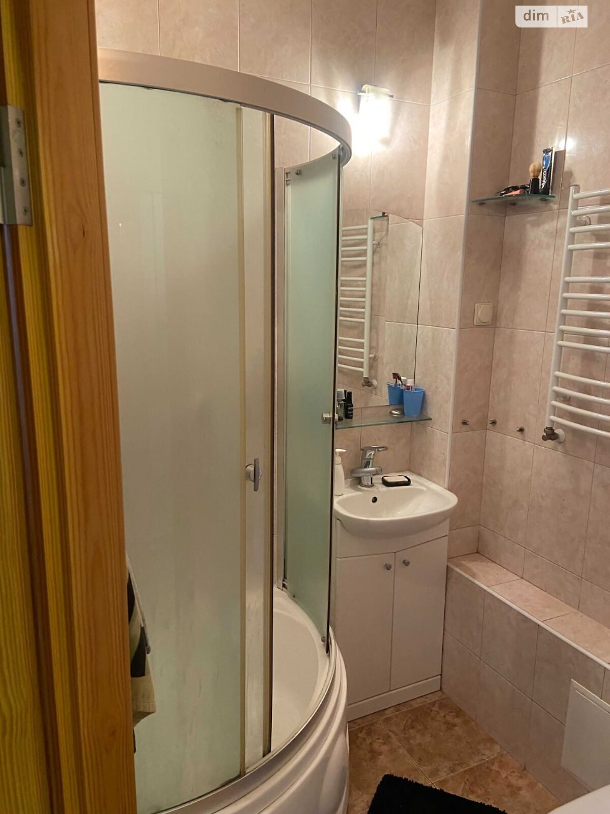 Продажа трехкомнатной квартиры в Днепре, на ул. Рабочая 18, район Рабочая фото 1 Продажа трехкомнатной квартиры в Днепре, на ул. Рабочая 18, район Рабочая фото 1