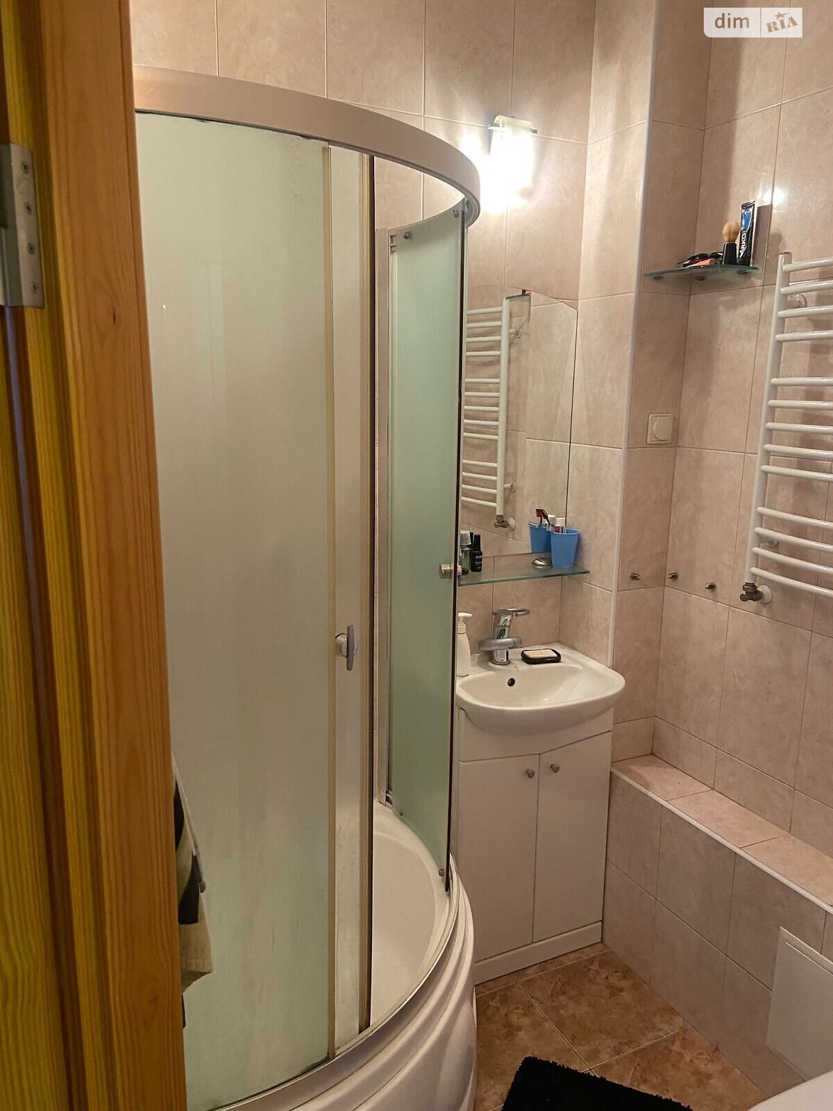 Продажа трехкомнатной квартиры в Днепре, на ул. Рабочая 18, район Рабочая фото 1 Продажа трехкомнатной квартиры в Днепре, на ул. Рабочая 18, район Рабочая фото 1