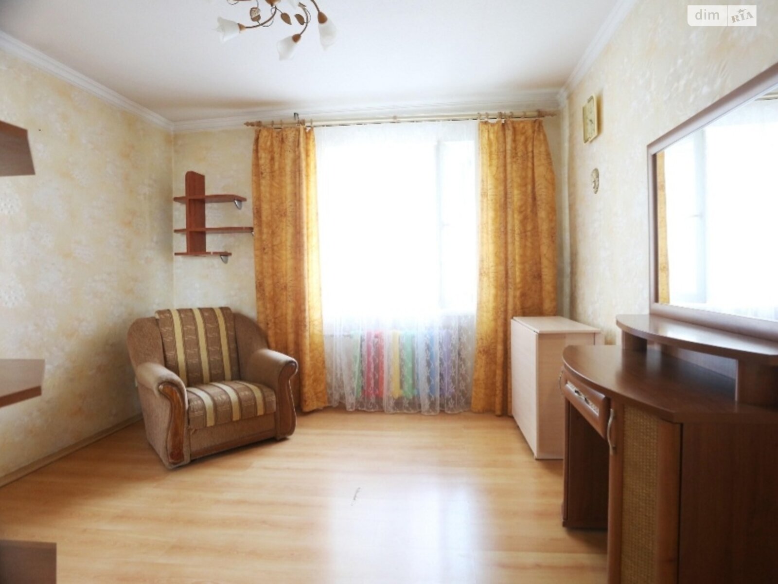 Продаж трикімнатної квартири в Дніпрі, на вул. Робоча 152, район Чечелівський фото 1 Продаж трикімнатної квартири в Дніпрі, на вул. Робоча 152, район Чечелівський фото 1
