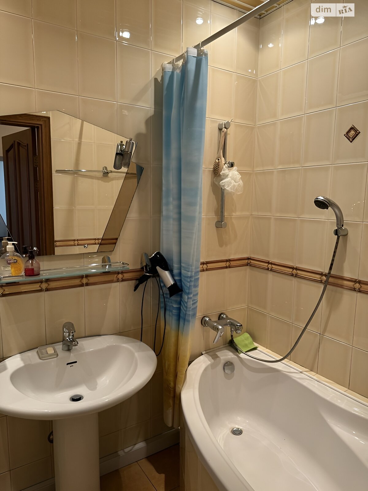Продажа трехкомнатной квартиры в Днепре, на ул. Рабочая 168, район Рабочая фото 1 Продажа трехкомнатной квартиры в Днепре, на ул. Рабочая 168, район Рабочая фото 1
