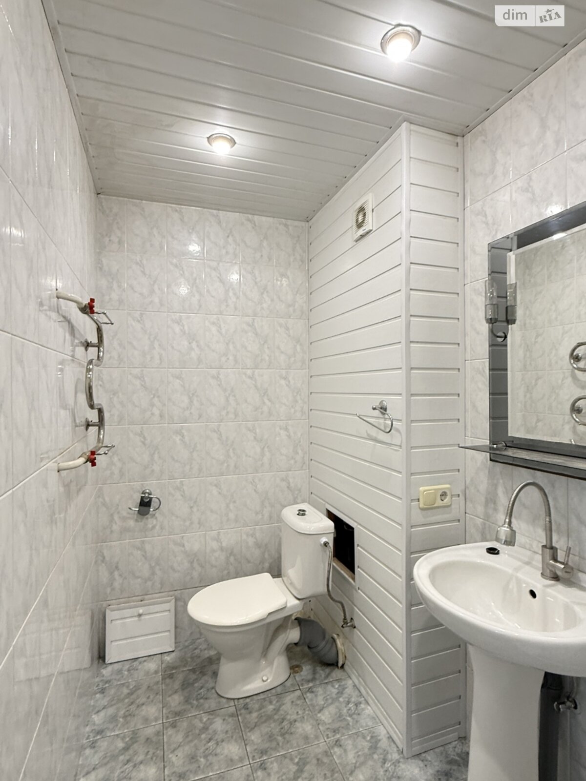 Продажа трехкомнатной квартиры в Днепре, на ул. Рабочая 160, район Рабочая фото 1 Продажа трехкомнатной квартиры в Днепре, на ул. Рабочая 160, район Рабочая фото 1
