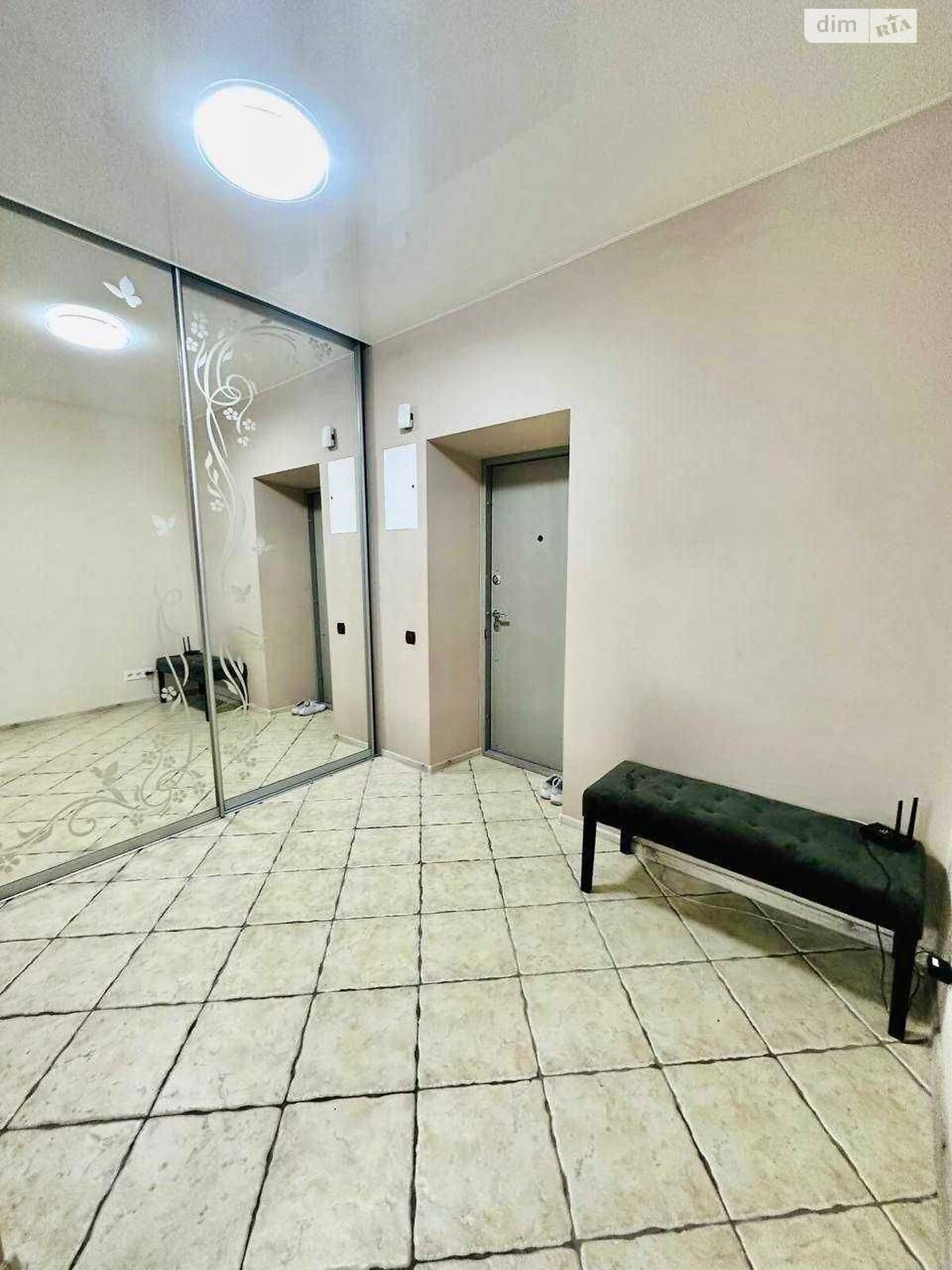 Продажа трехкомнатной квартиры в Днепре, на ул. Рабочая 146, район Рабочая фото 1 Продажа трехкомнатной квартиры в Днепре, на ул. Рабочая 146, район Рабочая фото 1