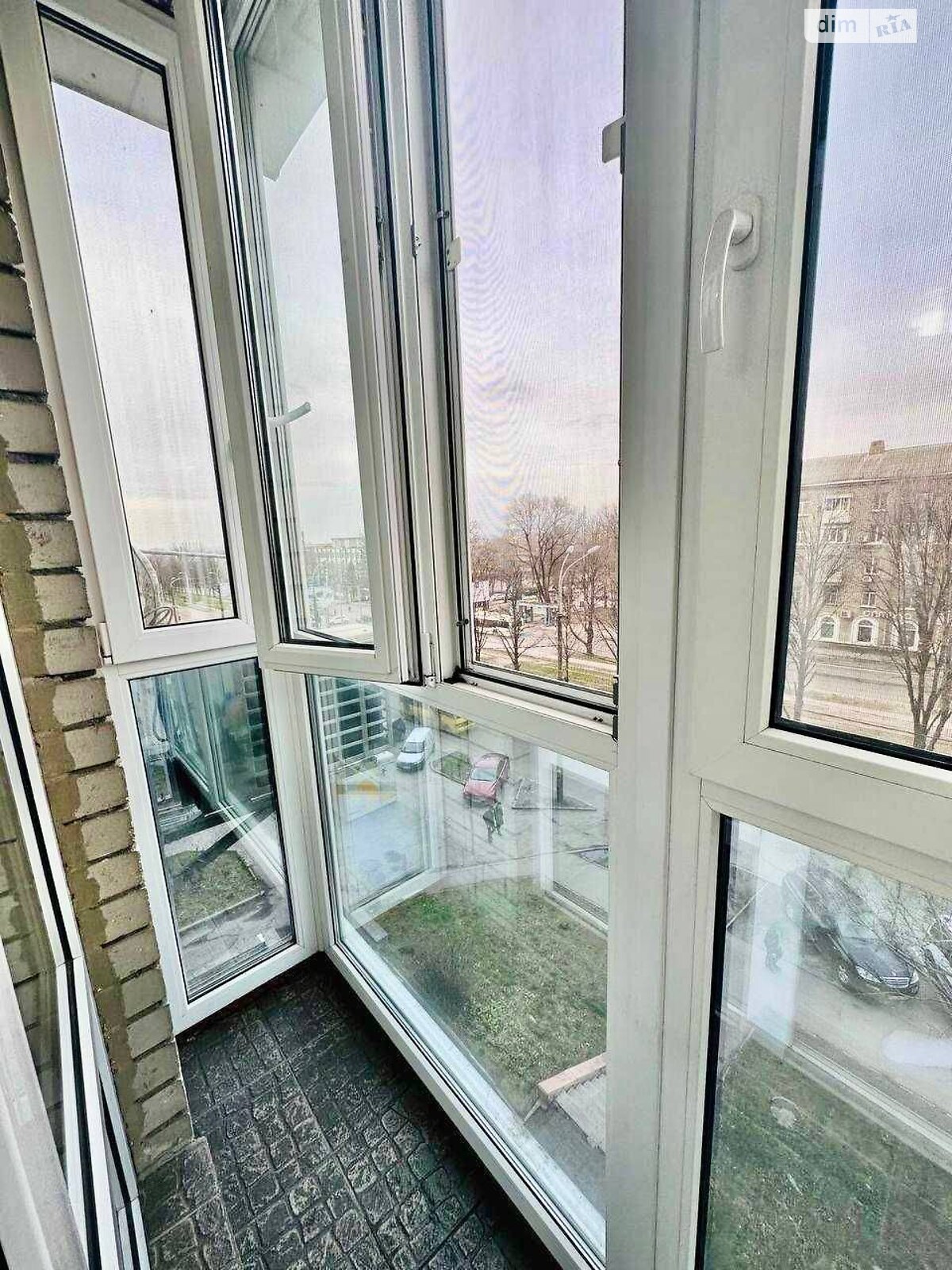 Продажа трехкомнатной квартиры в Днепре, на ул. Рабочая 146, район Рабочая фото 1 Продажа трехкомнатной квартиры в Днепре, на ул. Рабочая 146, район Рабочая фото 1