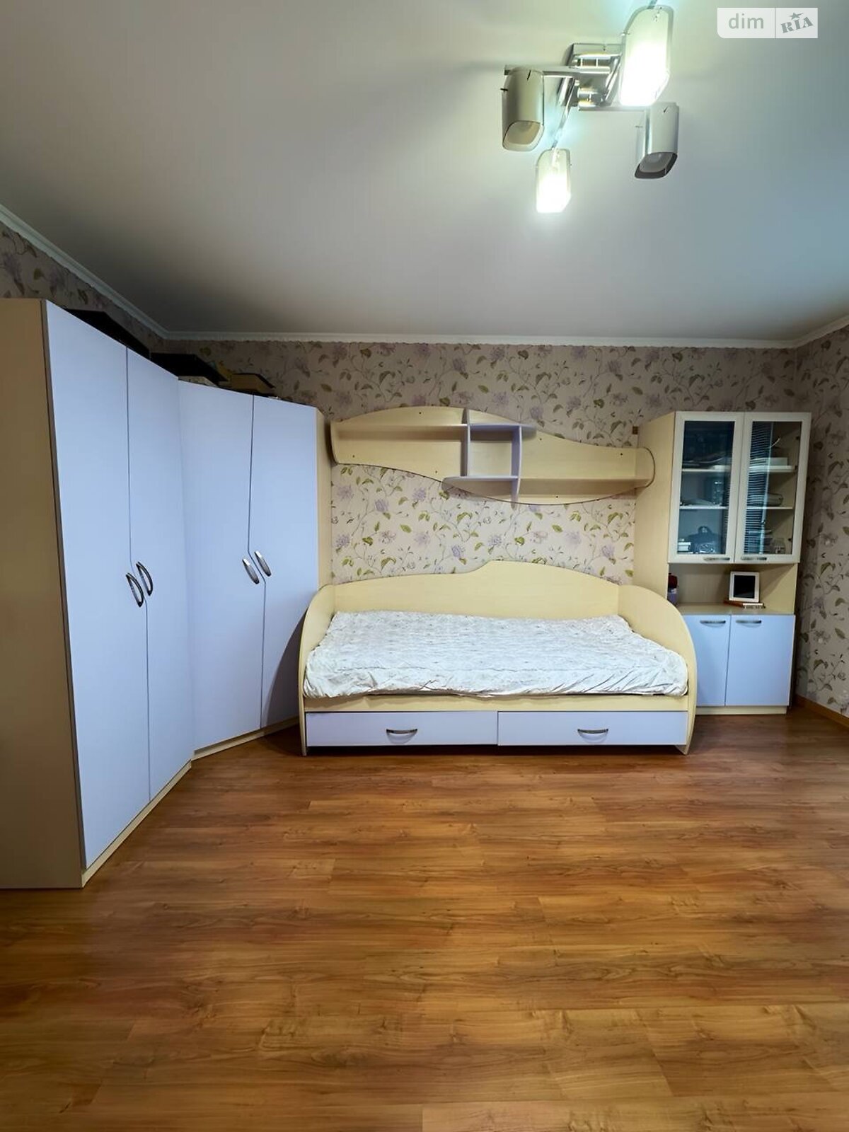 Продажа трехкомнатной квартиры в Днепре, на ул. Рабочая 154, район Рабочая фото 1