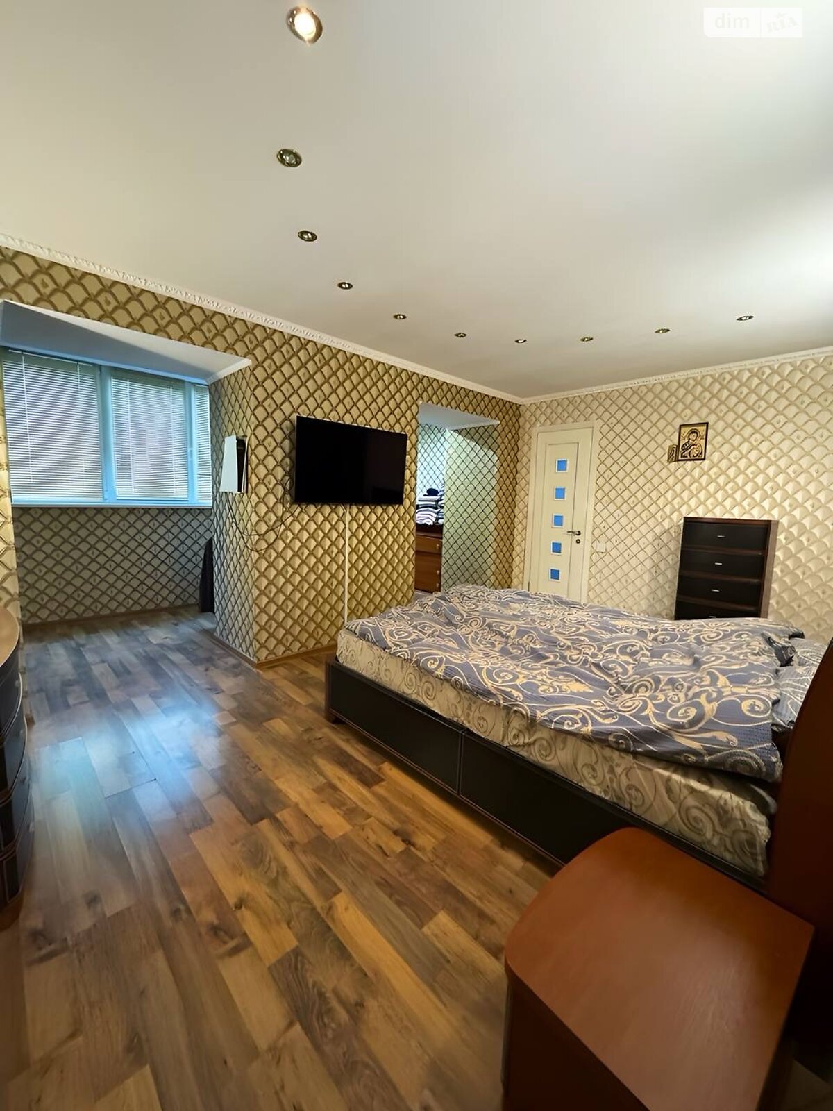 Продажа трехкомнатной квартиры в Днепре, на ул. Рабочая 154, район Рабочая фото 1