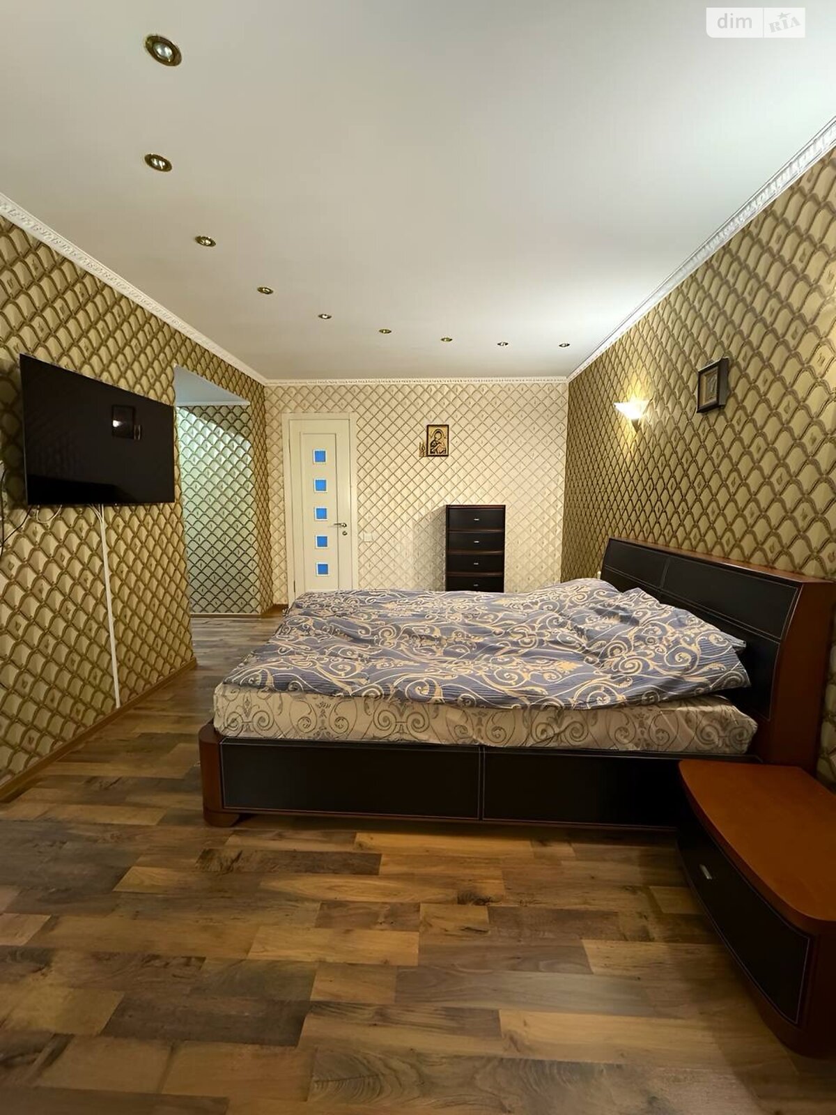 Продажа трехкомнатной квартиры в Днепре, на ул. Рабочая 154, район Рабочая фото 1