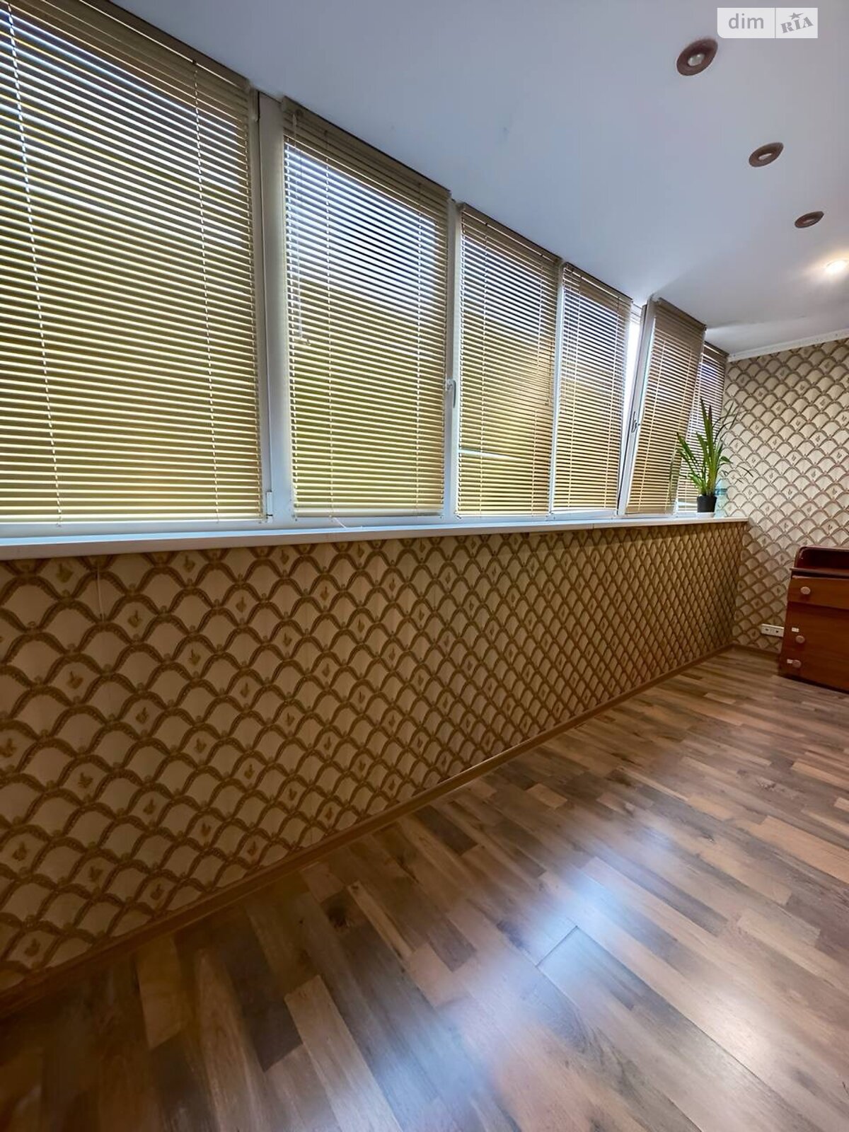 Продажа трехкомнатной квартиры в Днепре, на ул. Рабочая 154, район Рабочая фото 1